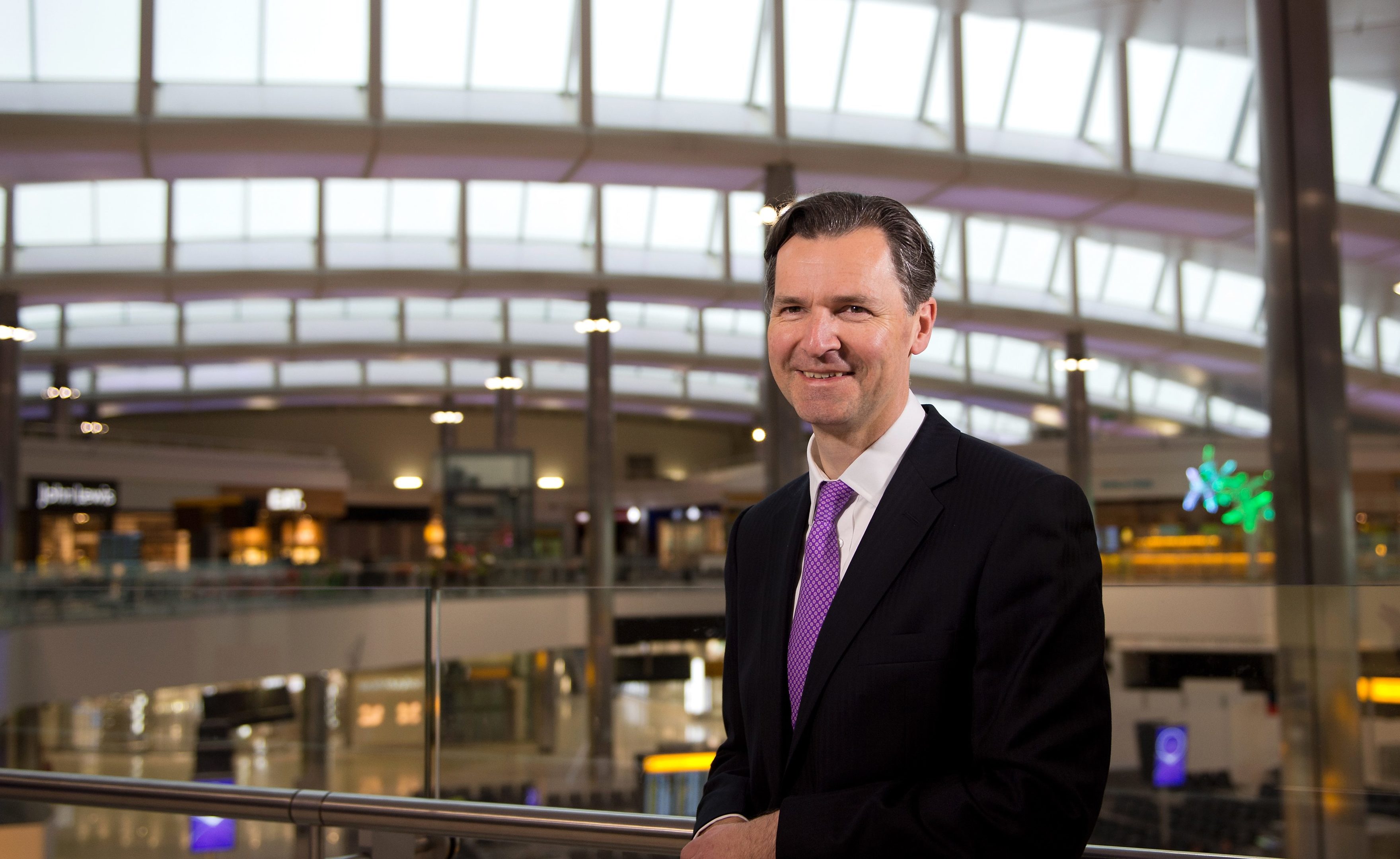 Heathrow CEO John Hollande-Kaye has mooted a new link between Dundee and the capital