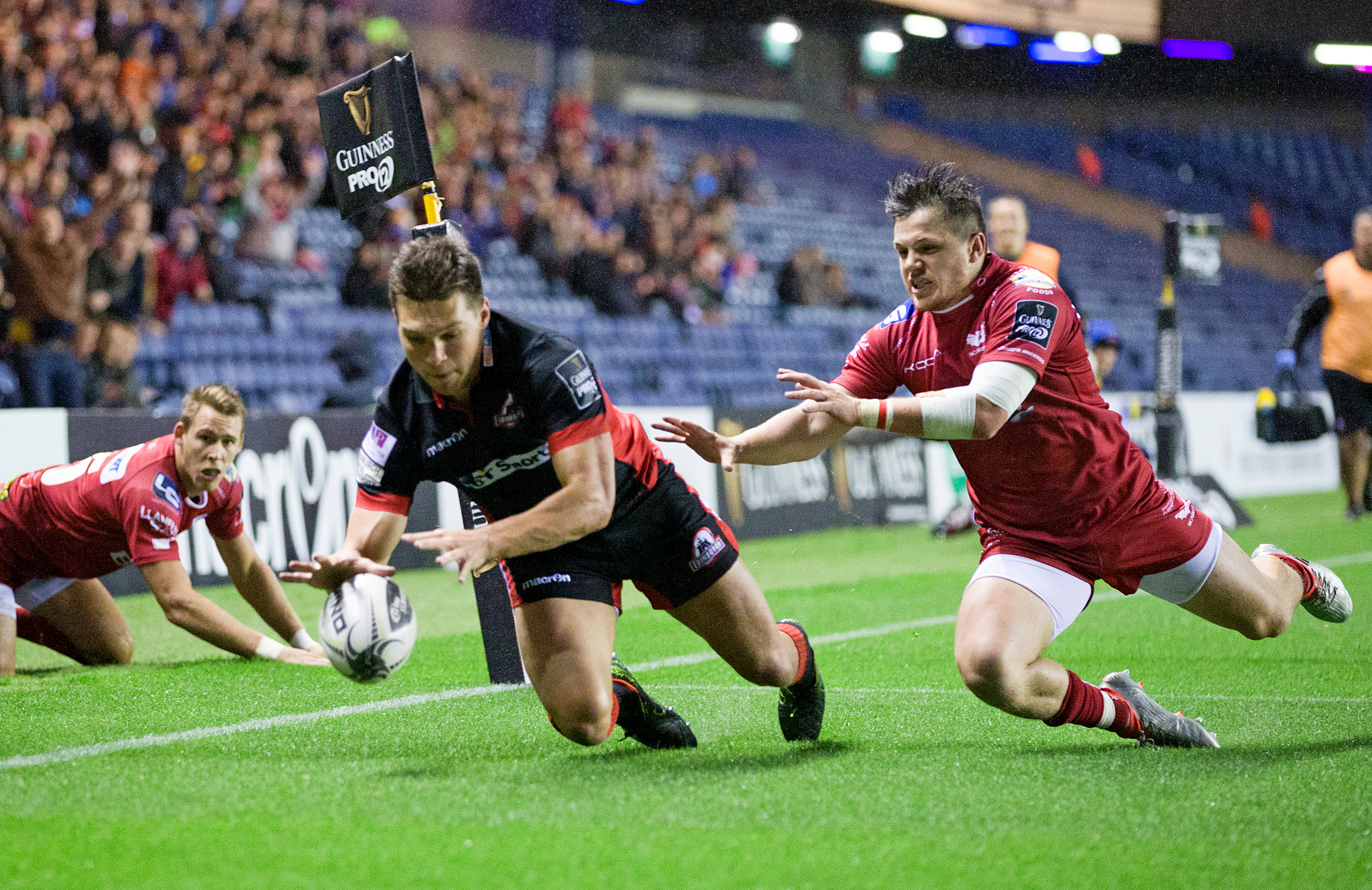 Michael Allen bagged Edinburgh's early try but Leinster dominated the game at Murrayfield.