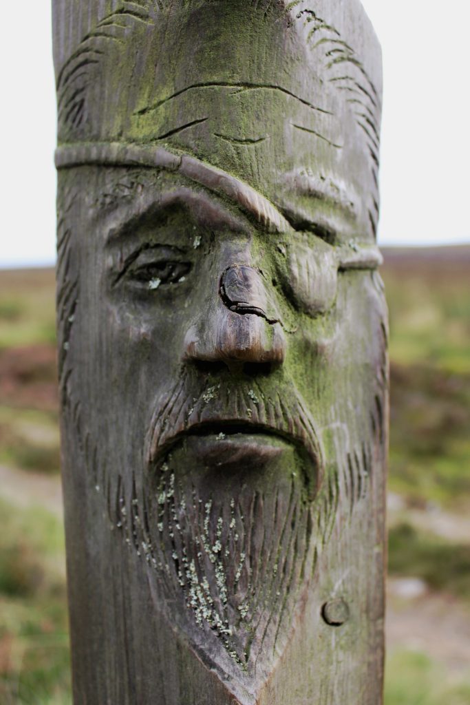 2-cateran-carving-on-cateran-trail-marker-post-james-carron-take-a-hike