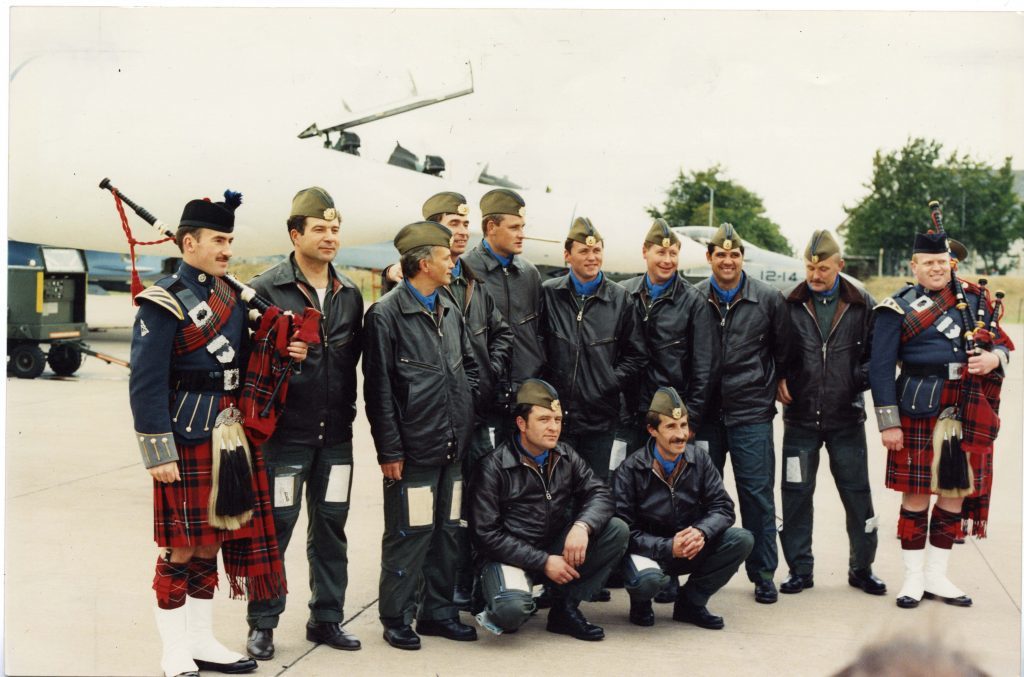 The "Russian Knights" air acrobatic pilots pictured with the RAF Pipers.  20 September 1991.