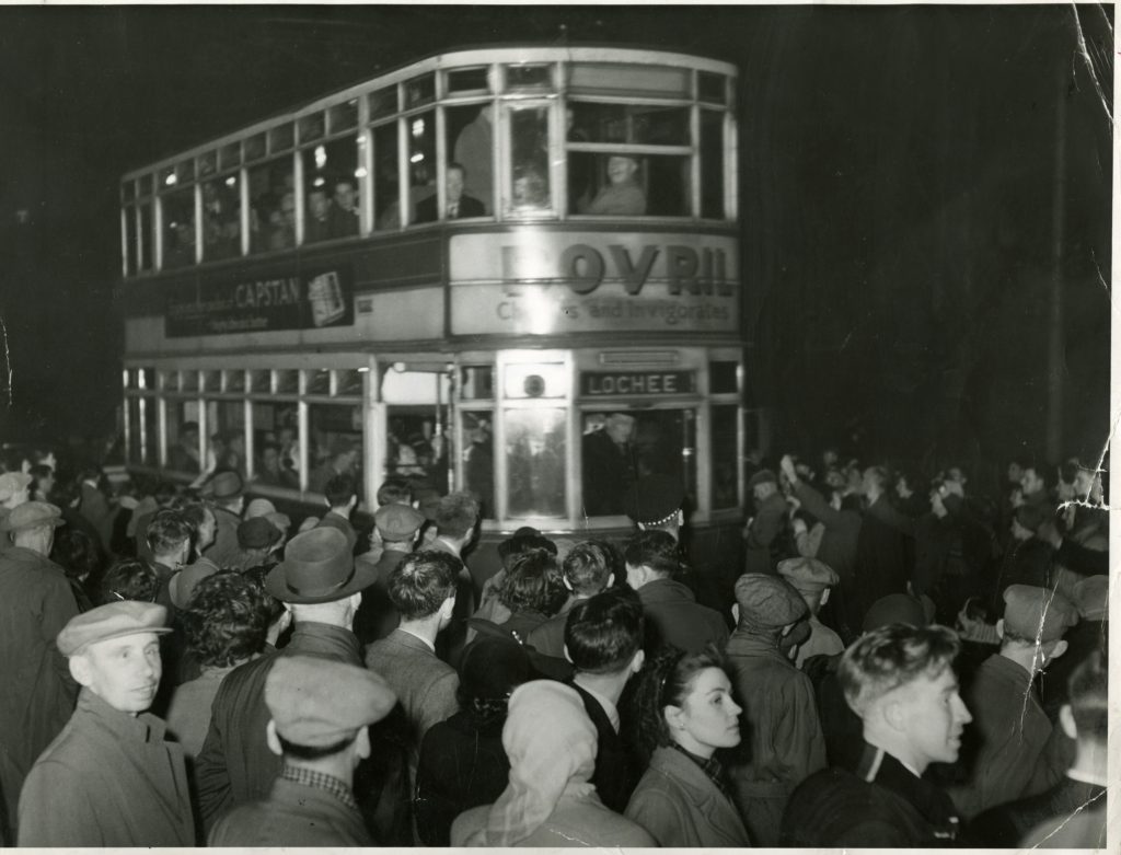 e96-1956-10-21-last-tramcar-from-maryfield-cdct