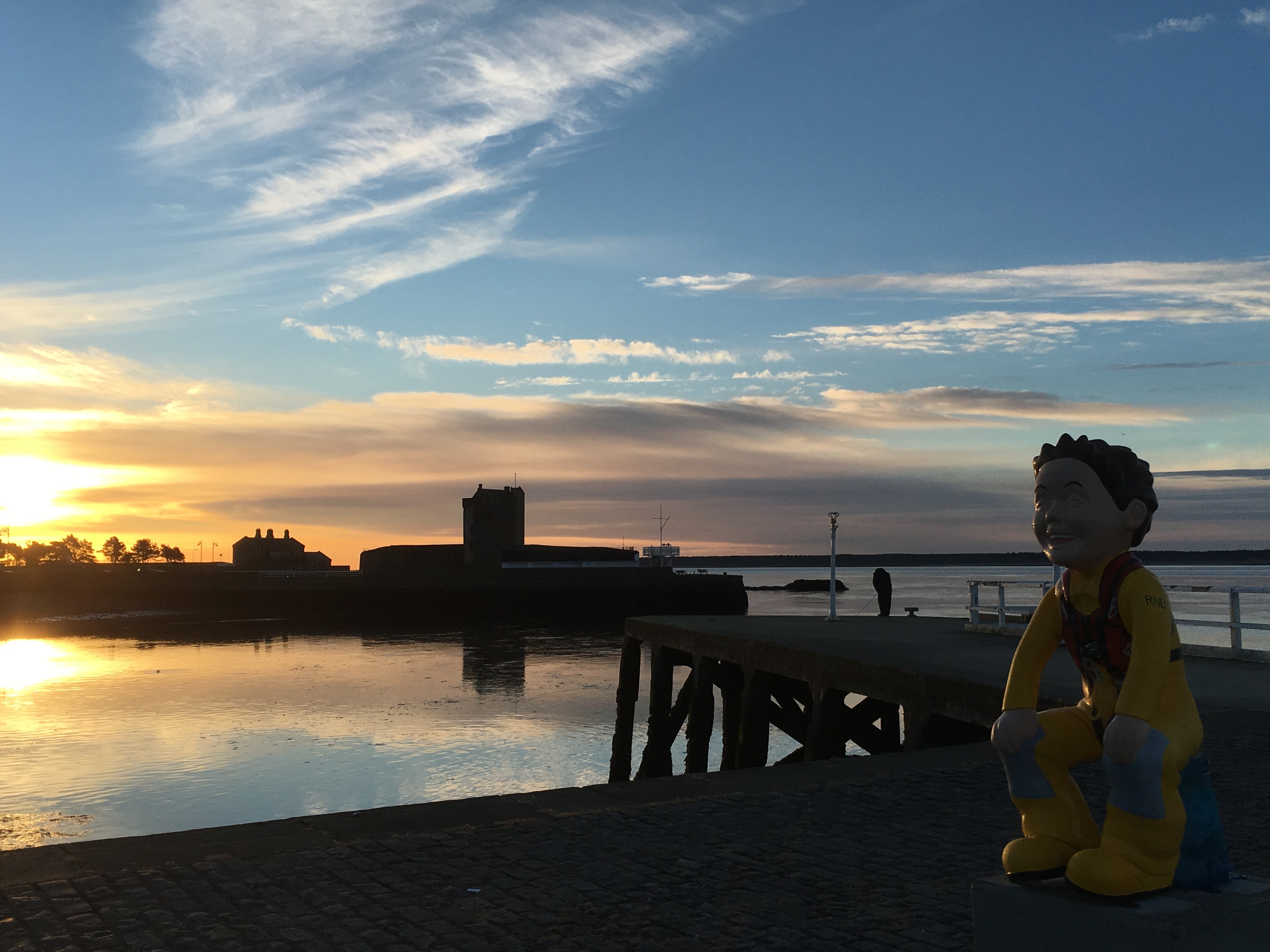 Wullie's enjoys a glorious first sunrise in his new home