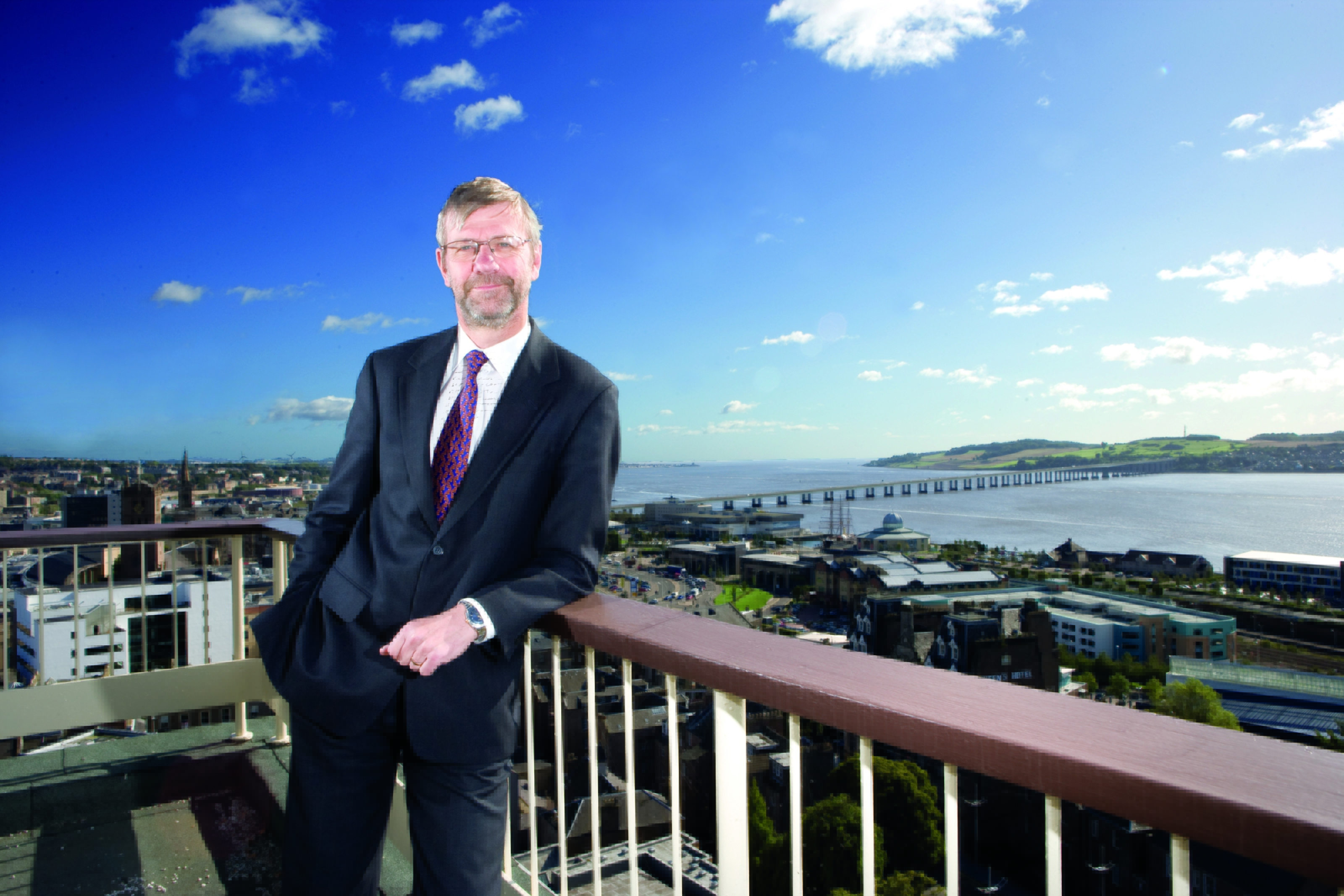 Professor Sir Pete Downes, principal and vice-chancellor of Dundee University.