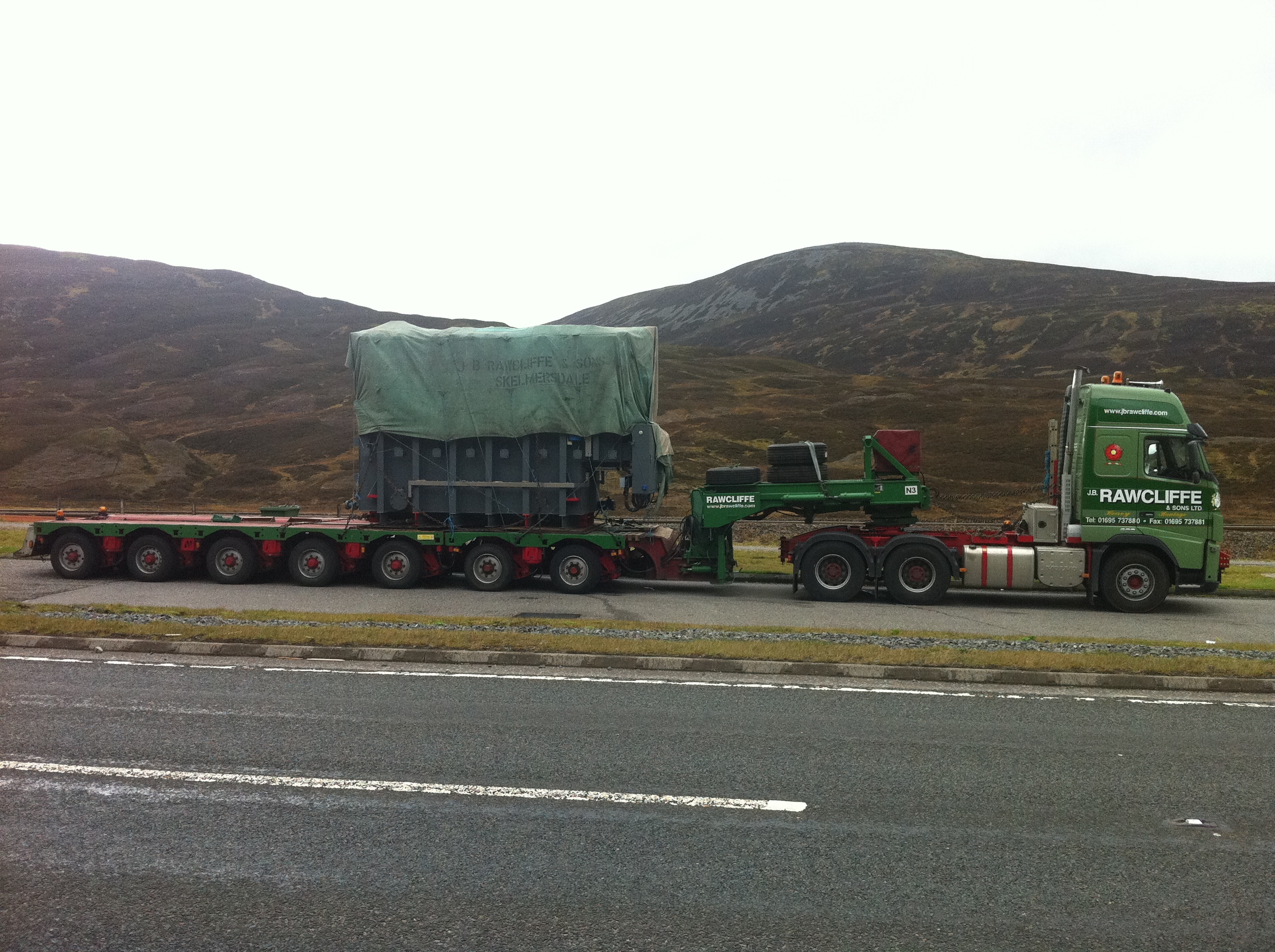 A specialist trailer carrying a transformer similar to that which will be transported through Perthshire by police escort on its way to Rannoch Power Station.