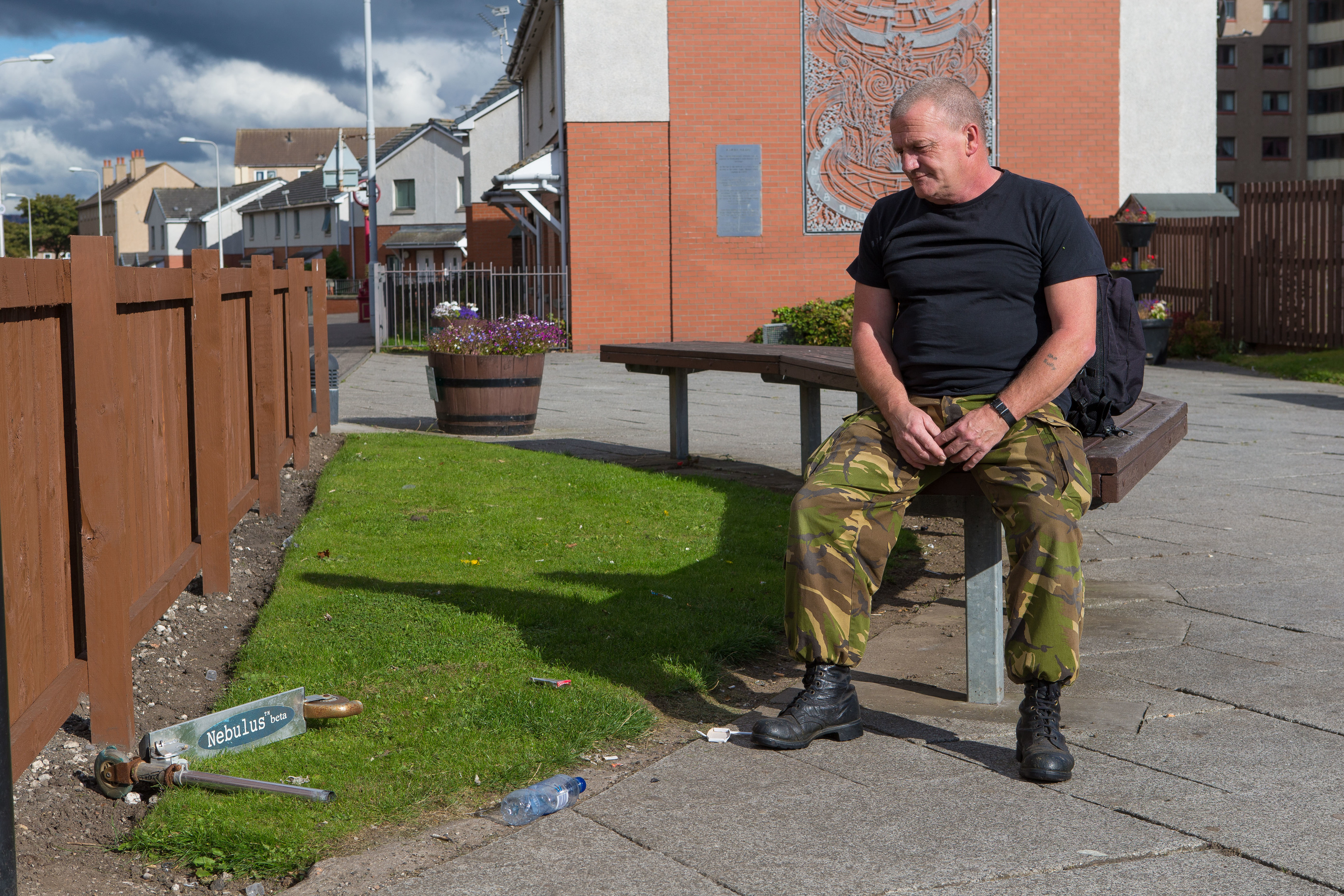 Rab O'Donnell says that litter, partly generated by school pupils, has been a problem in the Linktown area.