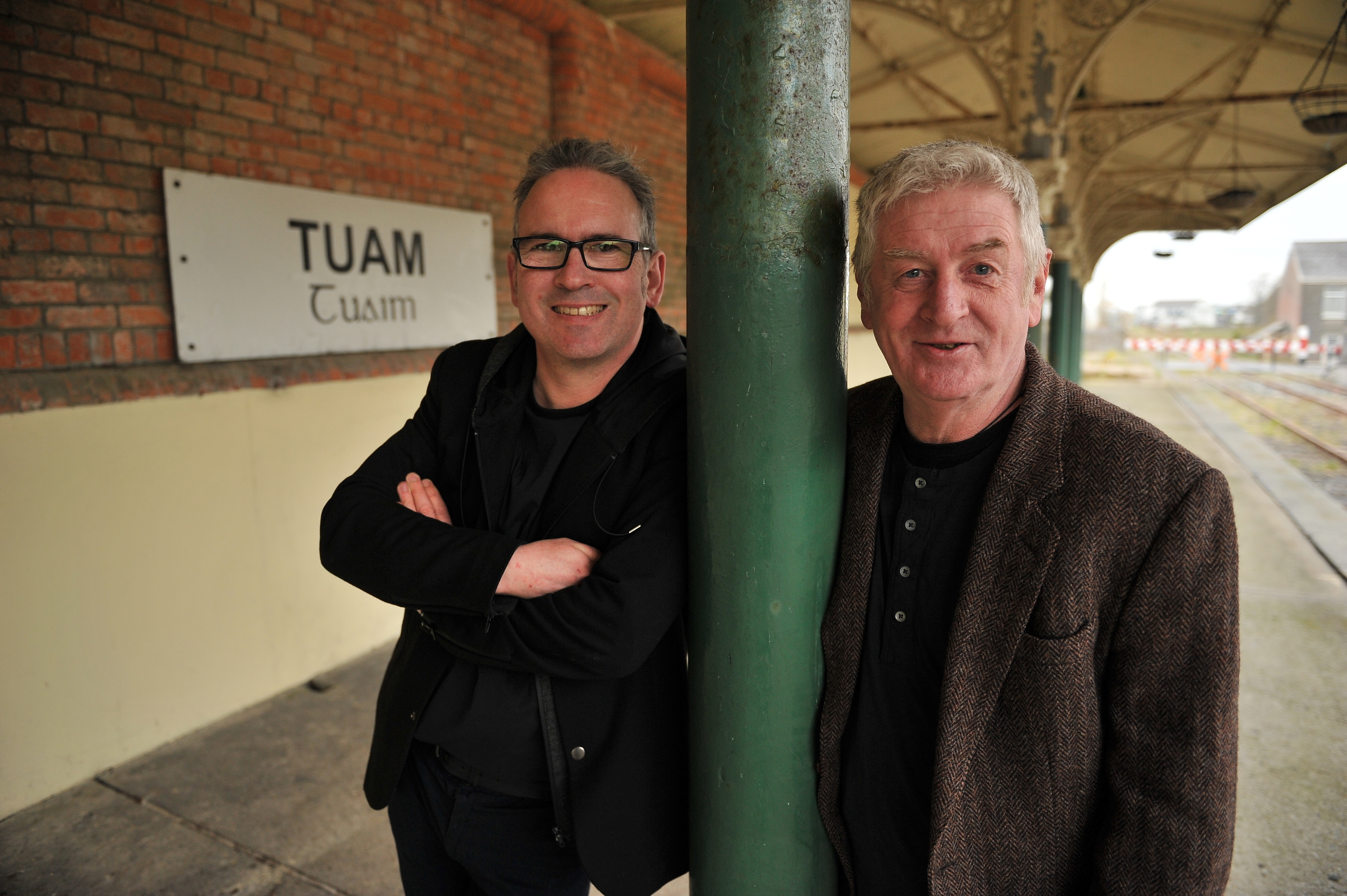 Leo Moran and Davy Carton of the Sawdoctors are going back on the road.