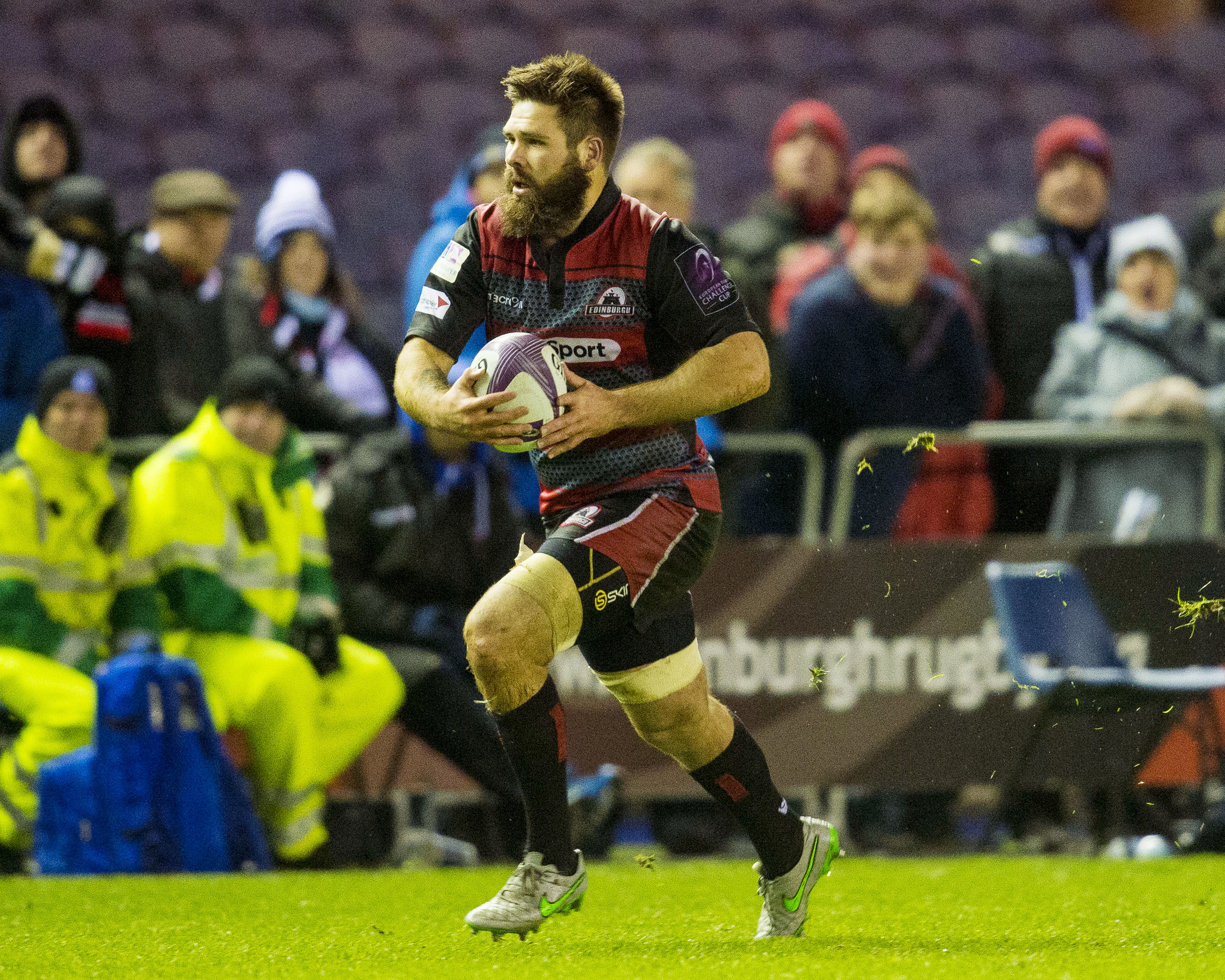 Edinburgh's Cornell du Preez has been called into the Scotland squad.