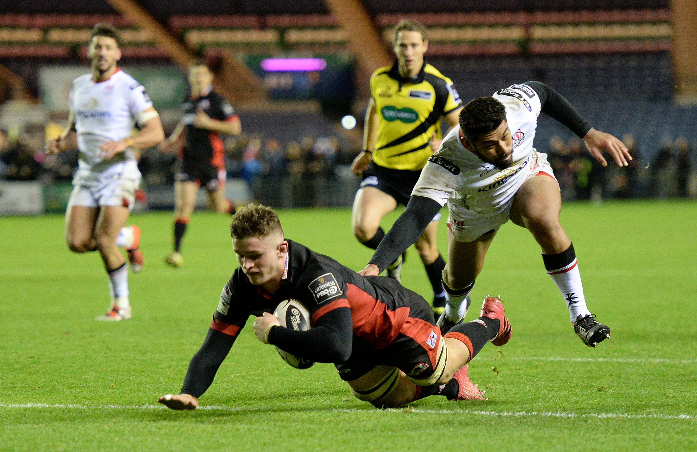 Magnus Bradbury scores against Ulster for Edinburgh two weeks ago.