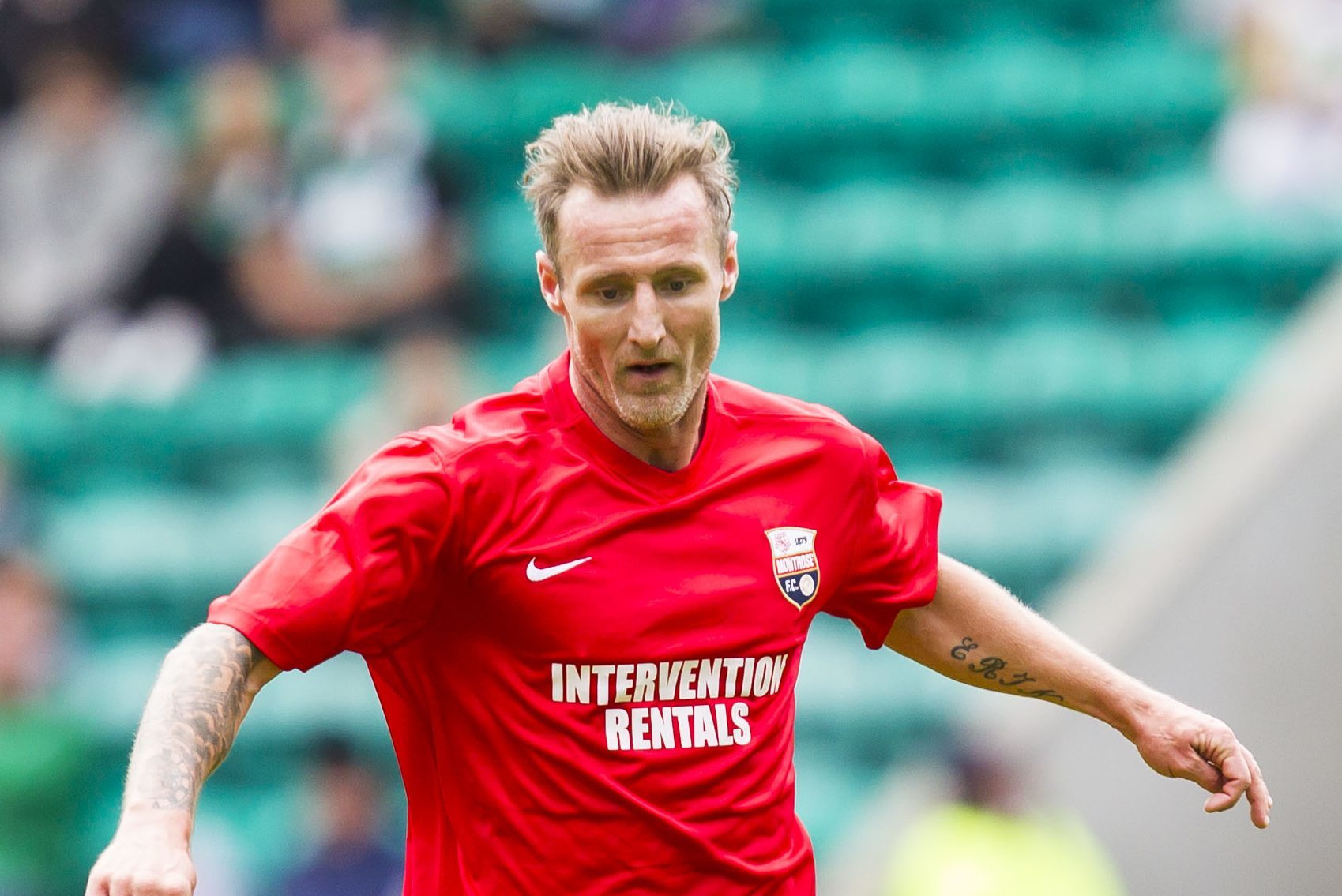 Gary Fraser in action for Montrose.