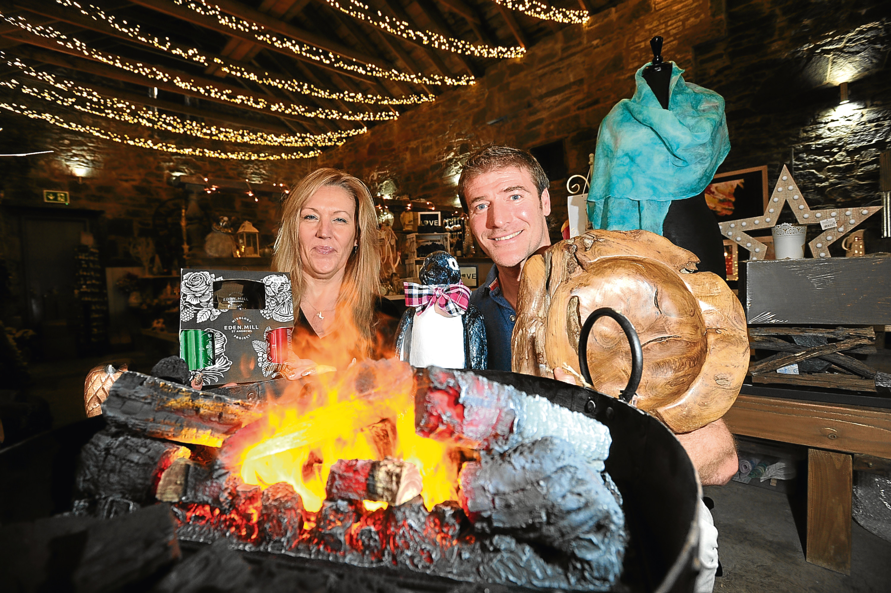 Courier News - Dundee - Jamie Milligan story - first look at the new wood fired pizza restaurant facility at Taypark House which currently is home to a Christmas market. Picture Shows; l to r - Maureen MacPhail and Richie Hawkins in the stables, Taypark House, Perth Road, Dundee, Friday 09 December 2016