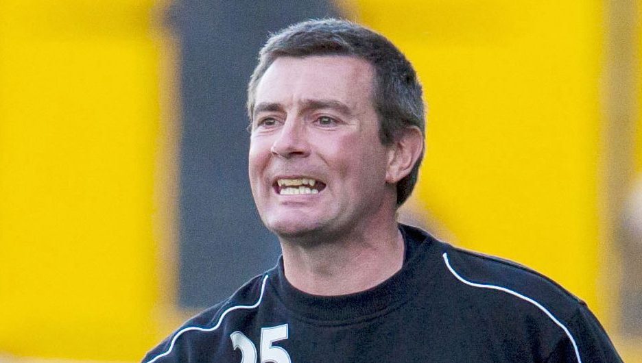 Barry Smith has left his role with the Dundee youth academy.