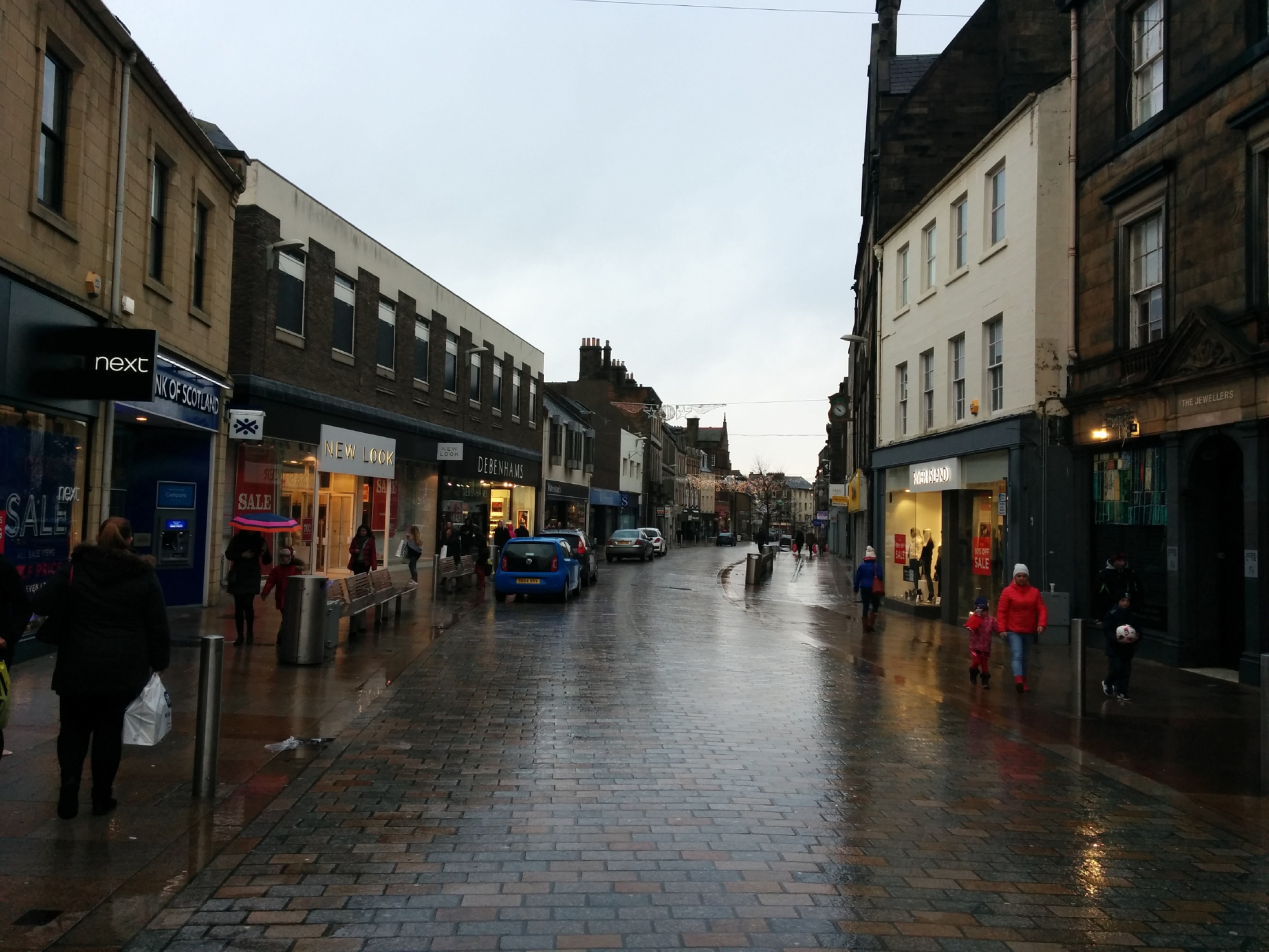 Kirkcaldy High Street.