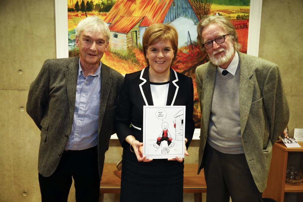 First Minister Nicola Sturgeon meets Peter Davidson and Morris Heggies to choose the design of the Christmas Card 2016