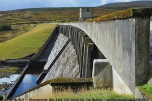 glascarnoch-dam-image-credit-geograph-3145548-by-jim-barton