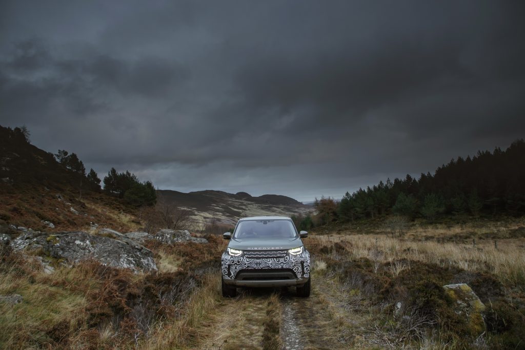 new-land-rover-discovery-prototype-at-dunkeld-55-jpg