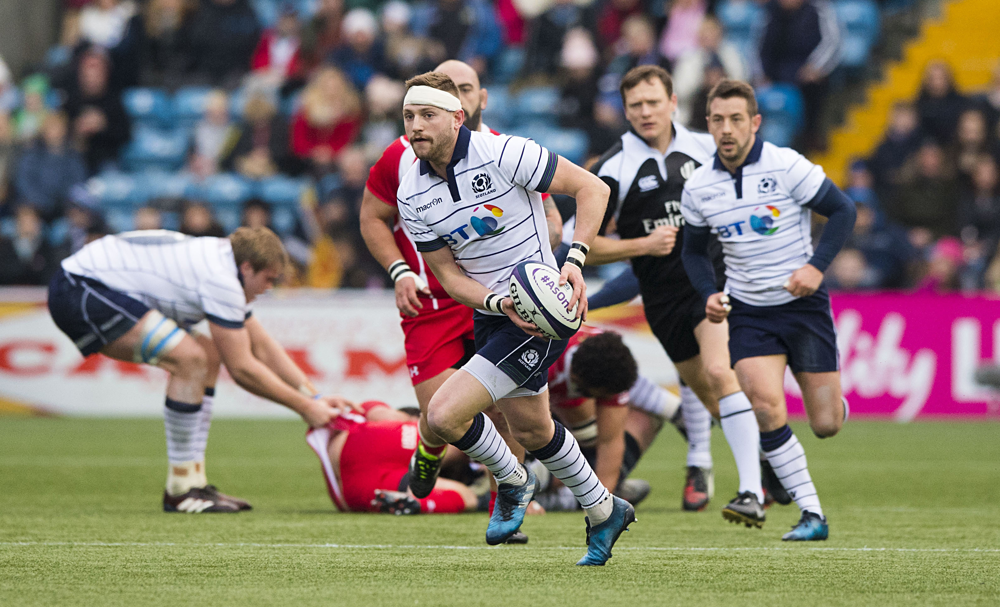 Gregor Townsend wants Finn Russell to "bottle up and keep" his current form.