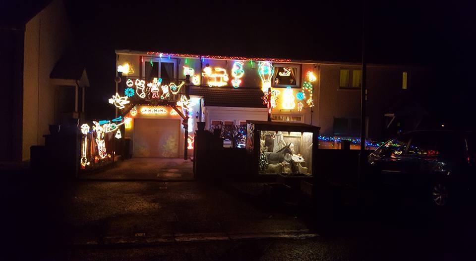 xmaslights_shirley_stark_dads_house_blairgowrie