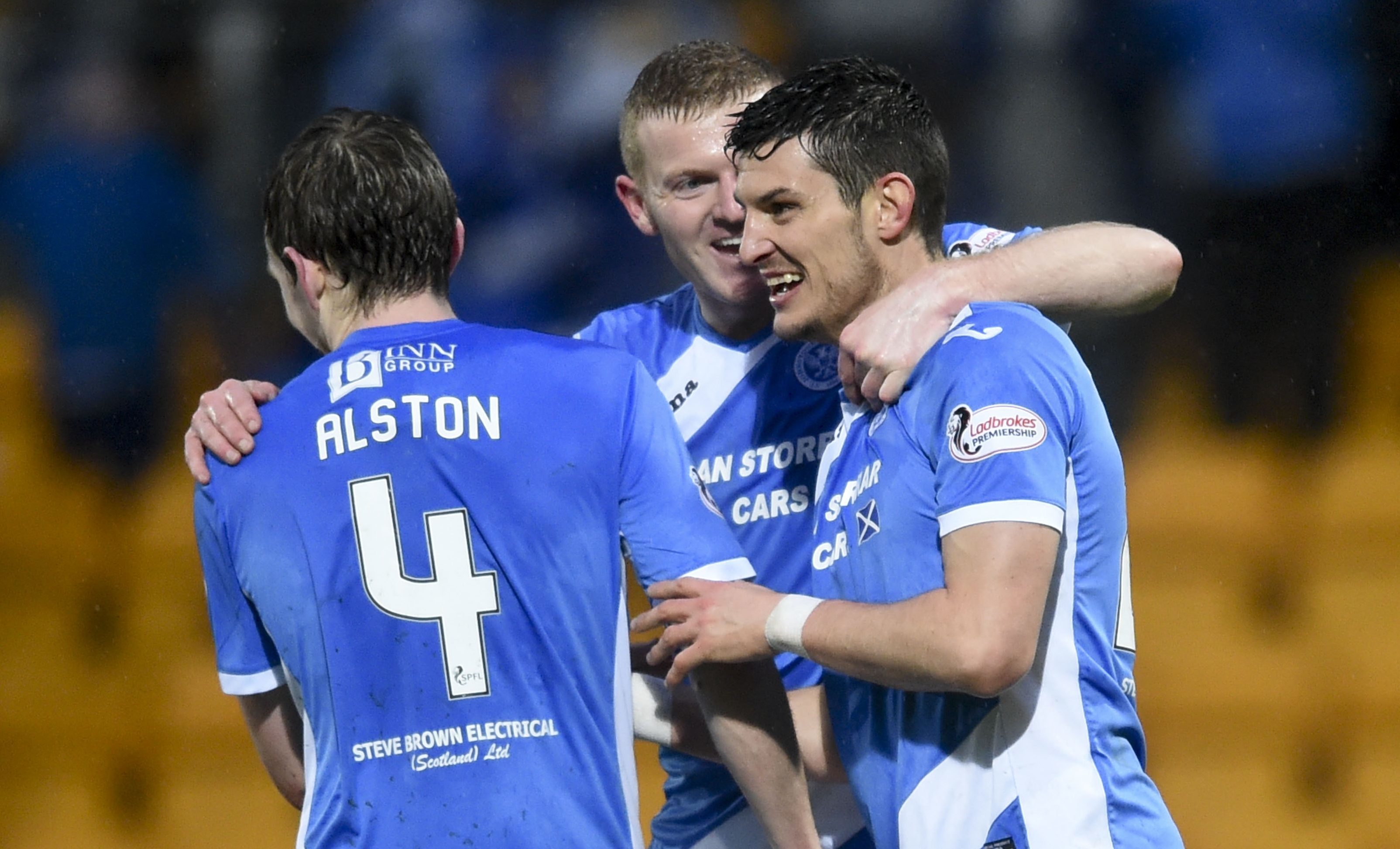 St Johnstone's Graham Cummins (right) celebrates his second goal with his team-mates.