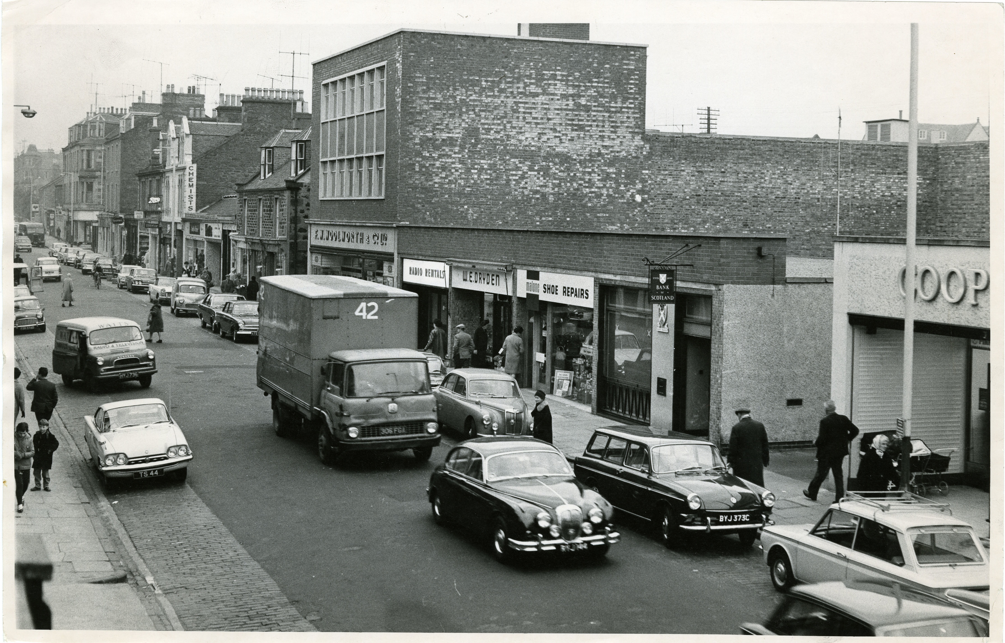 Brook Street, Broughty Ferry in 1966.
