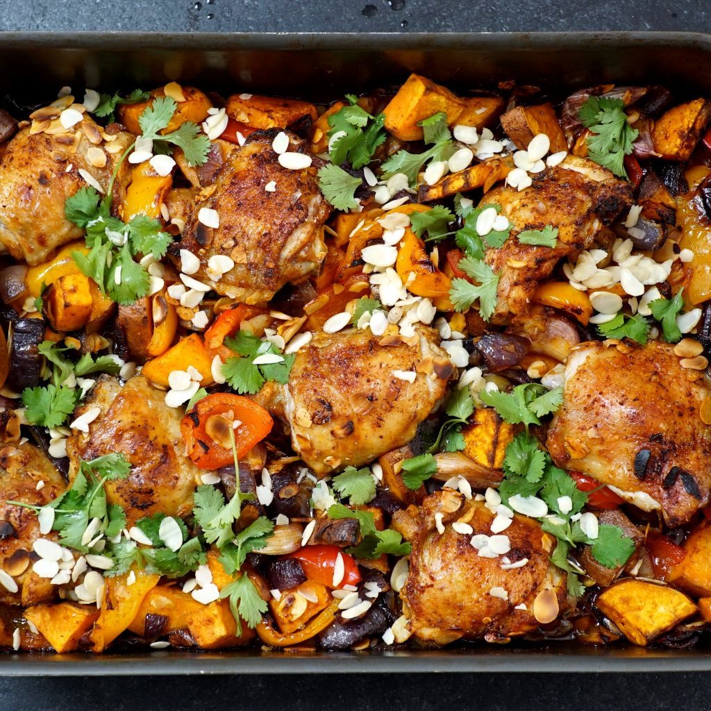 chicken-pepper-and-almond-tray-bake