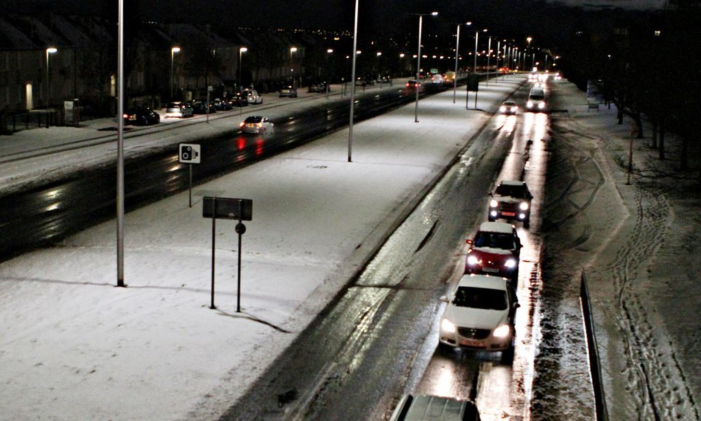 A snowy Kingsway in Dundee.