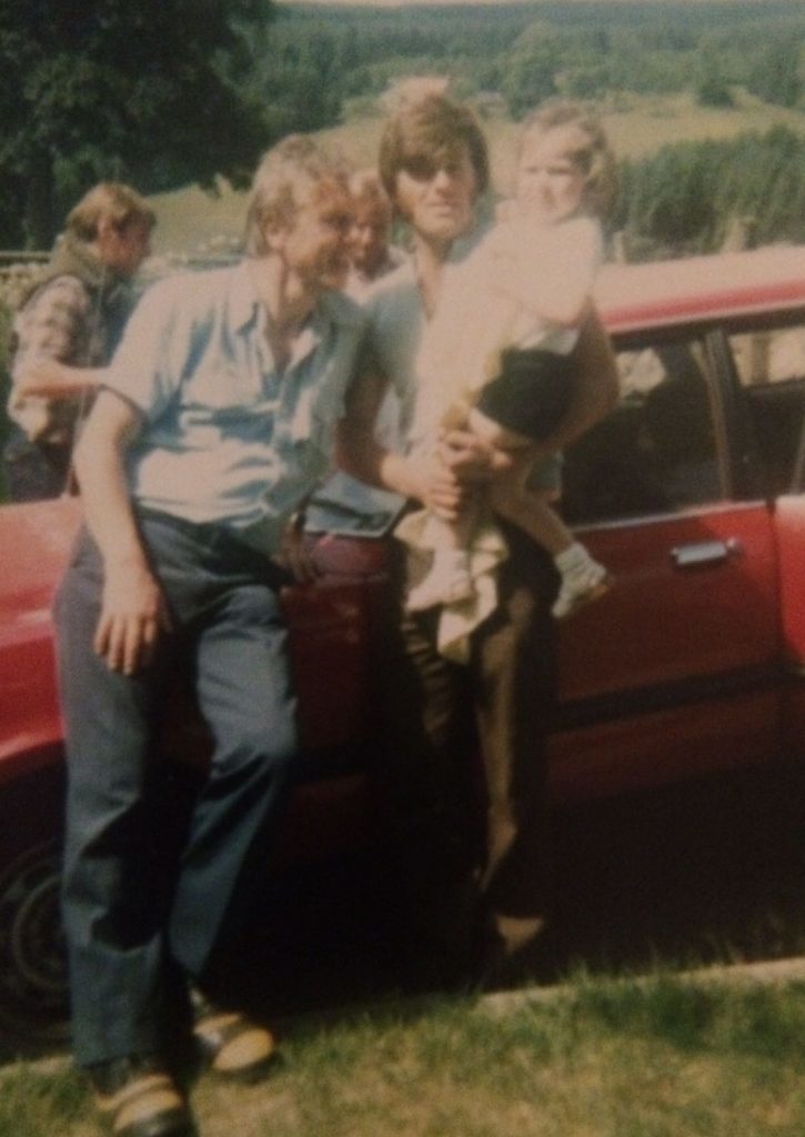 Sir David with the Paterson family at their farm in 1981.