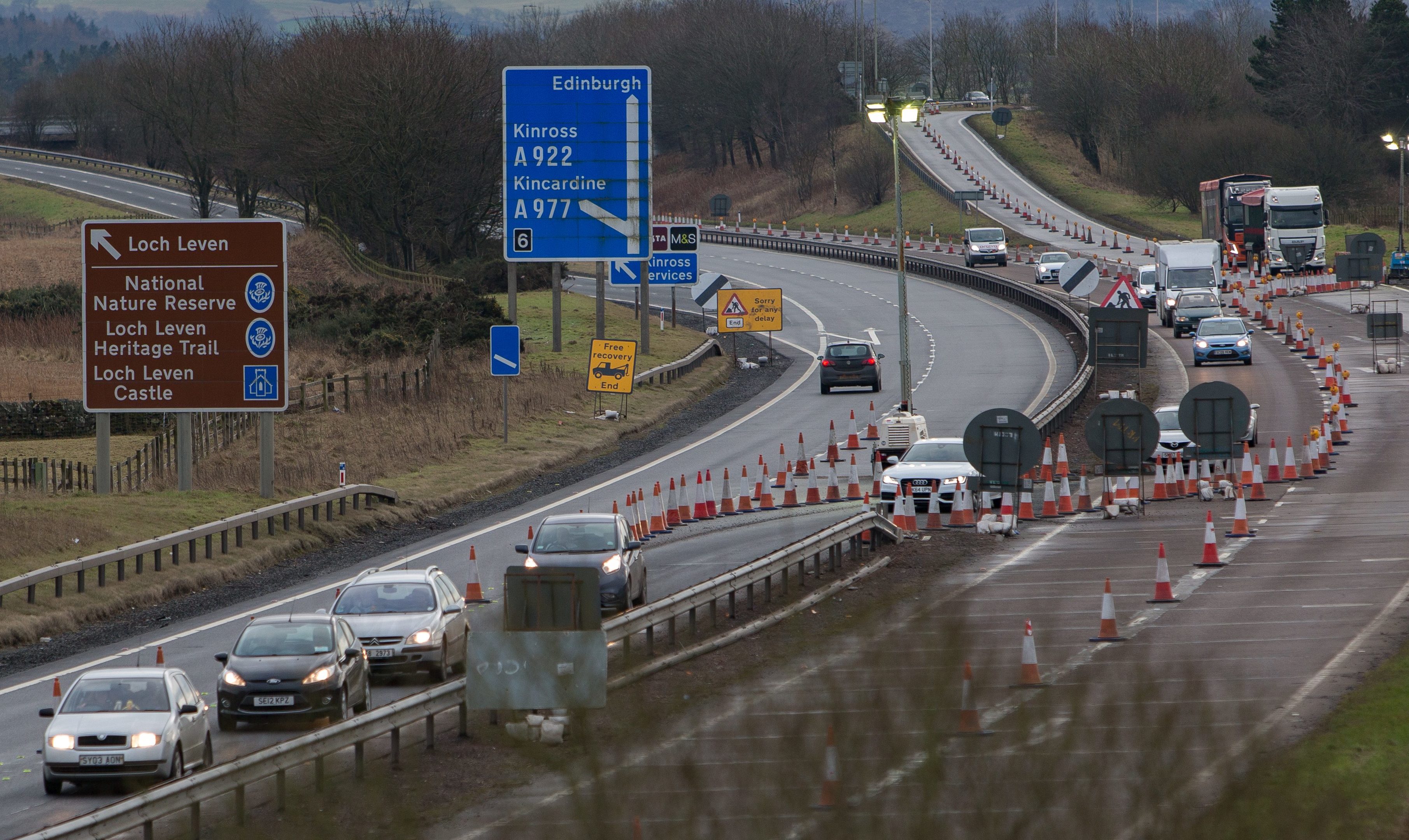 Traffic on the M90.