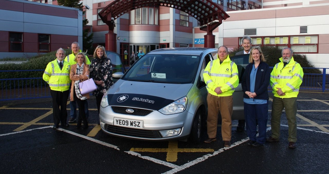 Pictured from left to right are Lawson Rennie, St John Scotland Fife, Chris Cooke, volunteer driver, Caitlyn Dudgeon, volunteer driving assistant, Louise McNeill, clinical nurse manager, Roland Robertson, volunteer driver, Ewen MacDonald, St John Scotland Fife, Katharine MacPherson, charge nurse, Findlay Macrae, St John Scotland Fife.