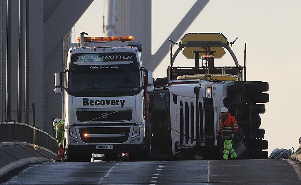 The operation to remove the stricken lorry.