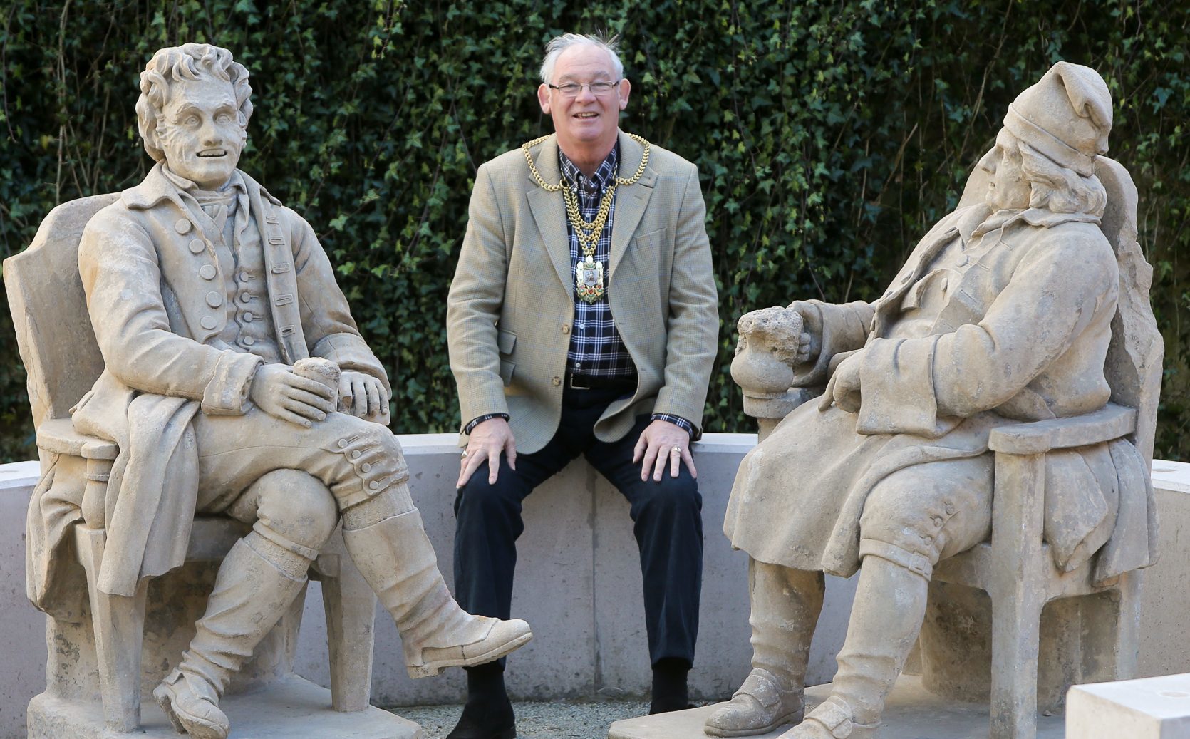 The Provost meets Tam O'Shanter and Soutar Johnnie in the museum gardens.