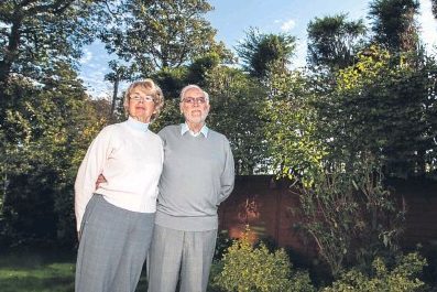 Maureen and Denis Parry of Lundin Links