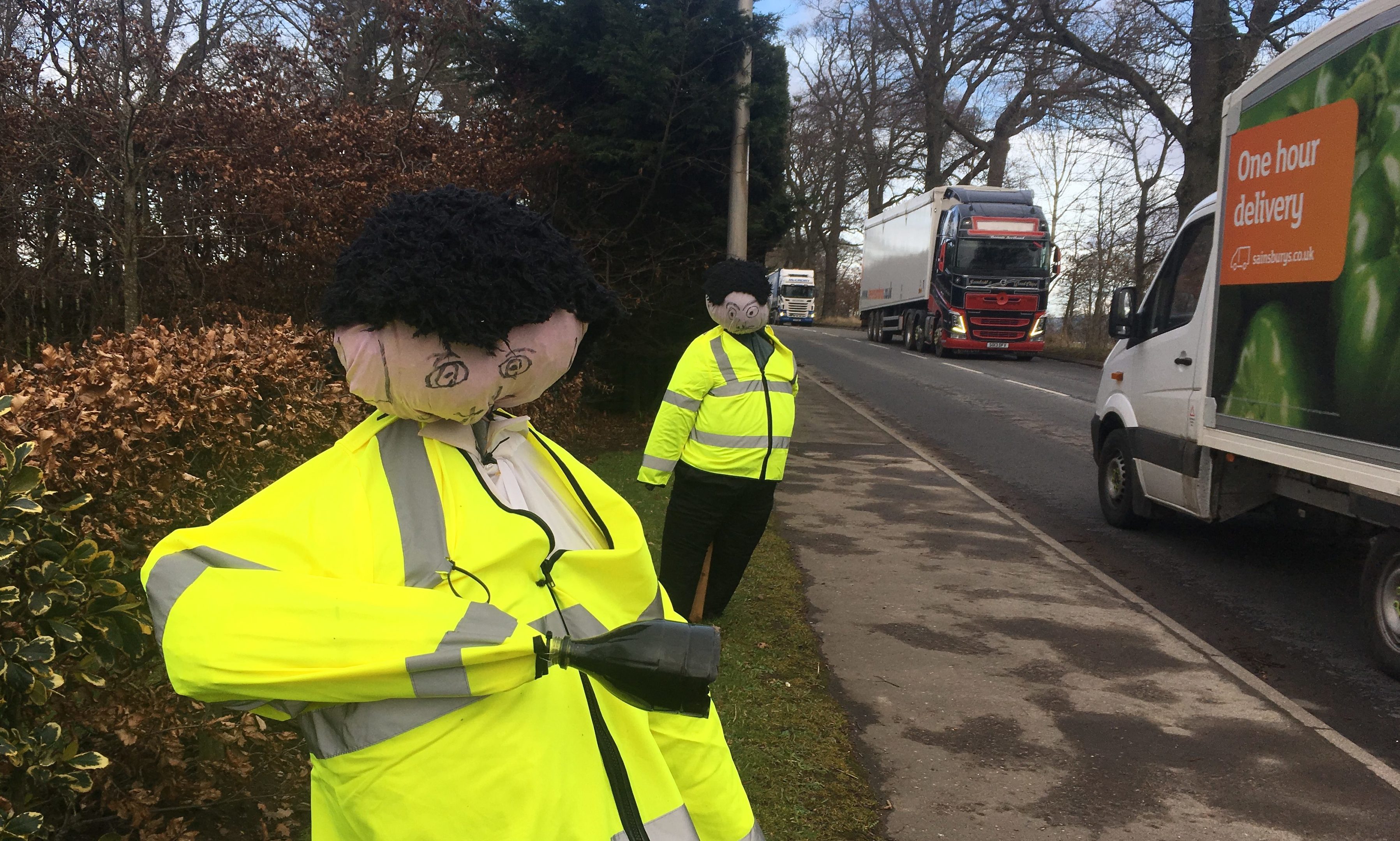 Fake cops slowing traffic at Coupar Angus.