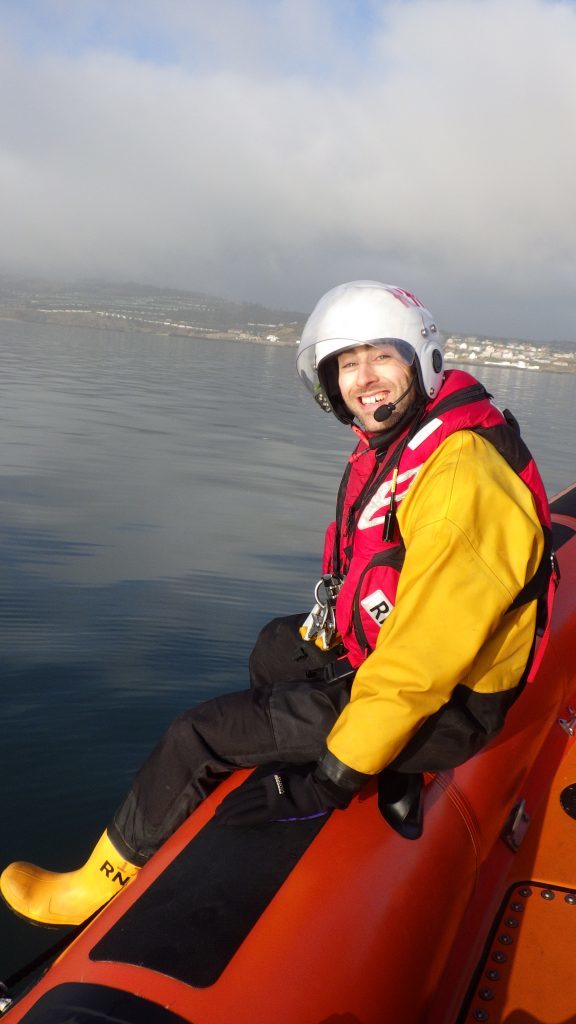 Reporter Jonathan Watson out with the Kinghorn lifeboat