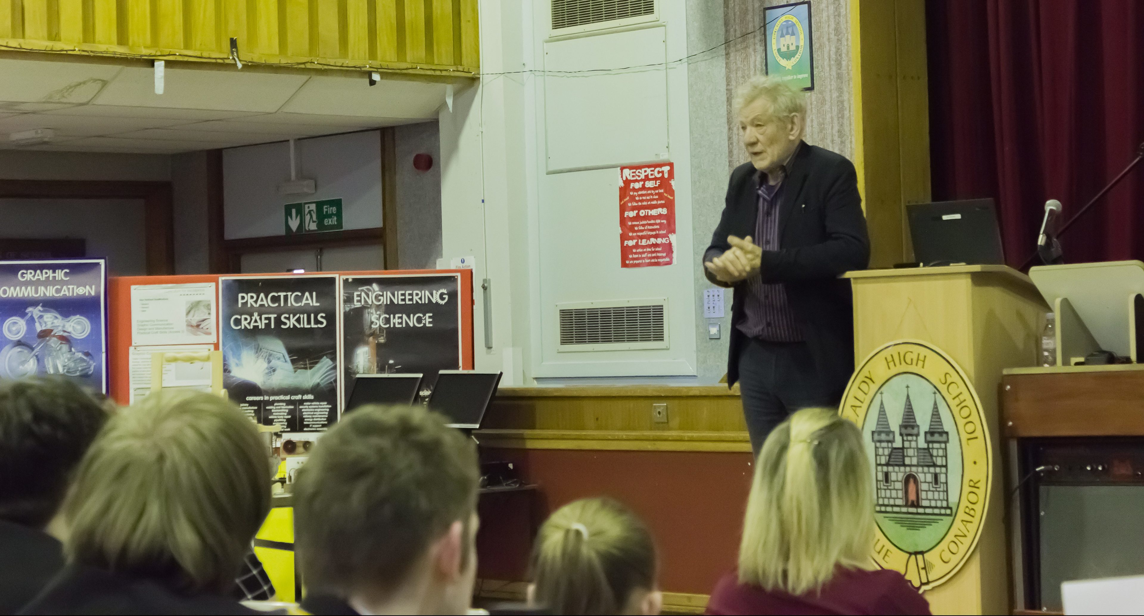 Sir Ian addresses students at Kirkcaldy High.