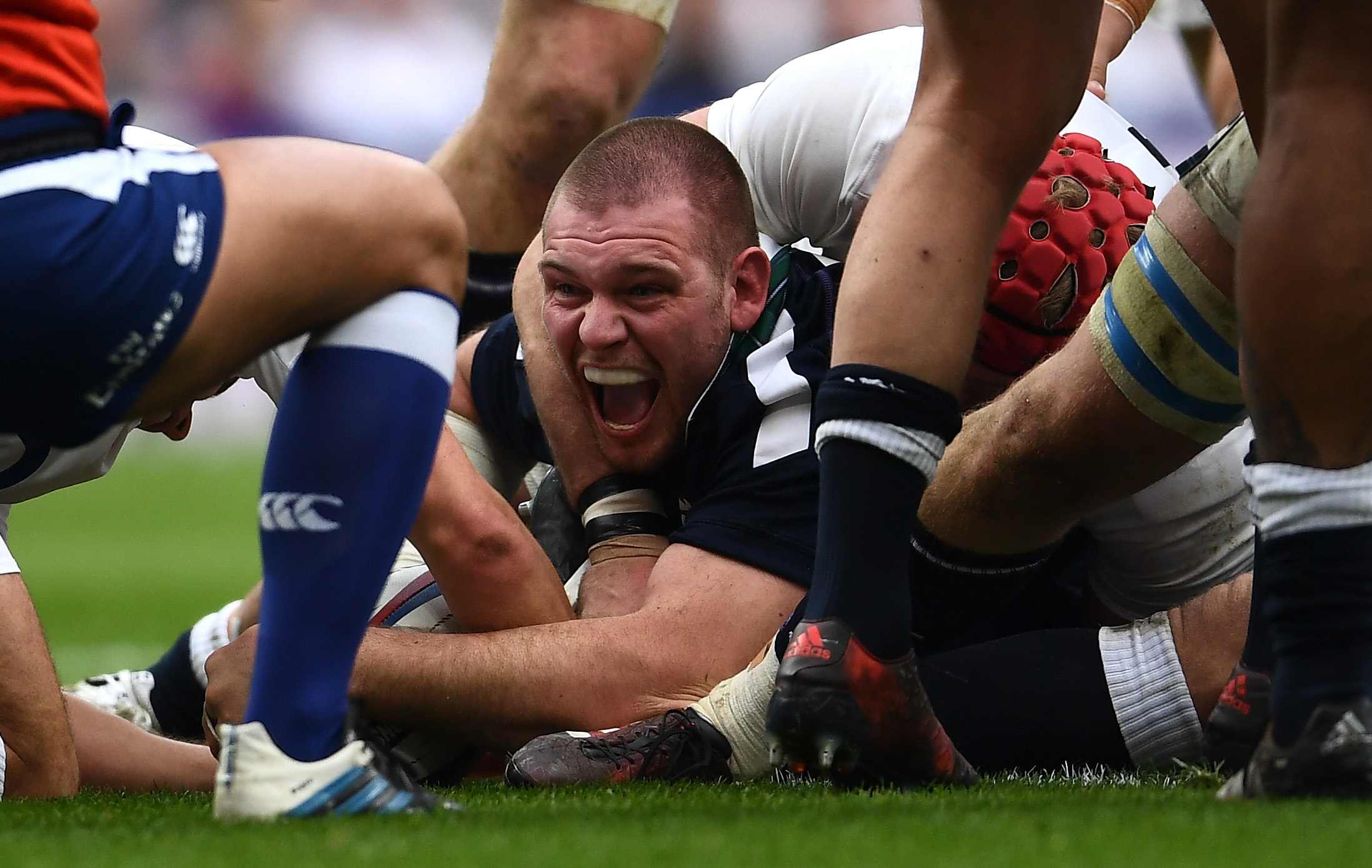 Gordon Reid's maiden try for Scotland was a brief respite from the one way traffic at Twickenham.