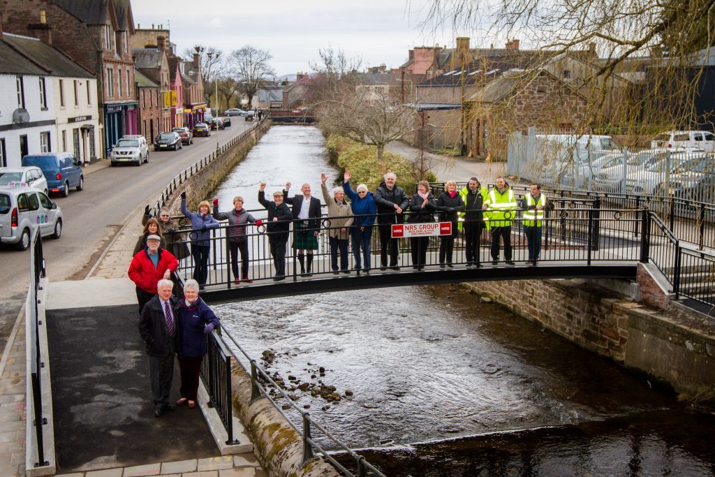 SMac_Citizen_Bridge_Opening_Alyth