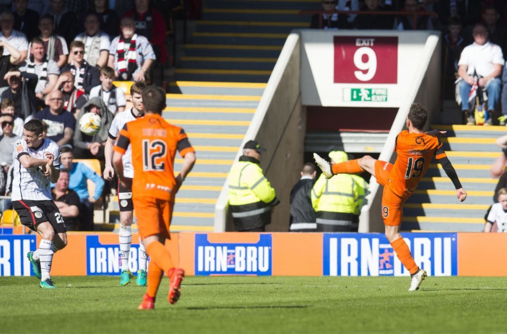 25/03/17 IRN-BRU CUP FINAL DUNDEE UTD v ST MIRREN FIR PARK - MOTHERWELL Dundee Utd's Tony Andreu (3rd from right) opens the scoring with a volley