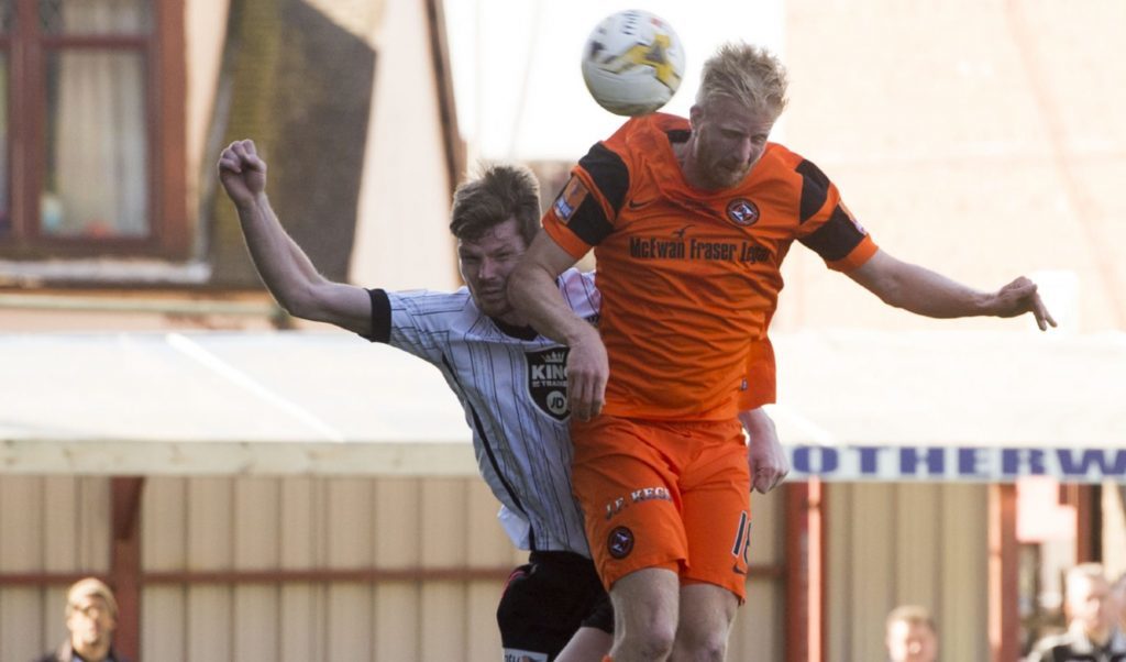 25/03/17 IRN-BRU CUP FINAL  DUNDEE UTD v ST MIRREN  FIR PARK - MOTHERWELL  Dundee Utd's Thomas Mikkelsen (right) heads home his side's second goal