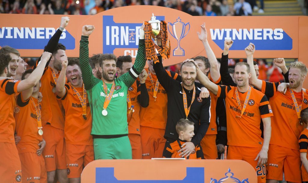 25/03/17 IRN-BRU CUP FINAL DUNDEE UTD v ST MIRREN FIR PARK - MOTHERWELL Dundee Utd celebrate after winning the Irn-Bru Cup