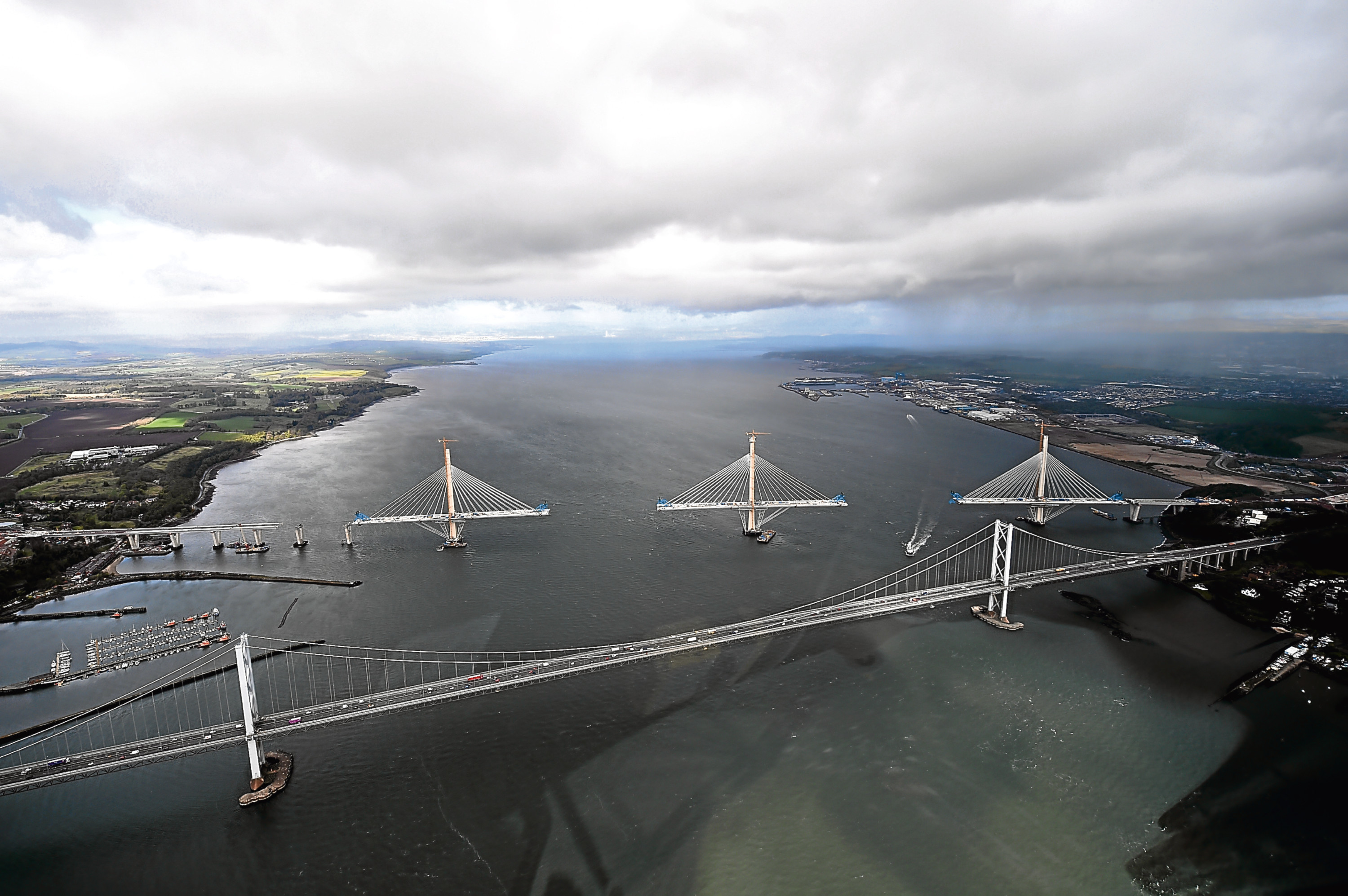 The final section is added to the new Queensferry Crossing.