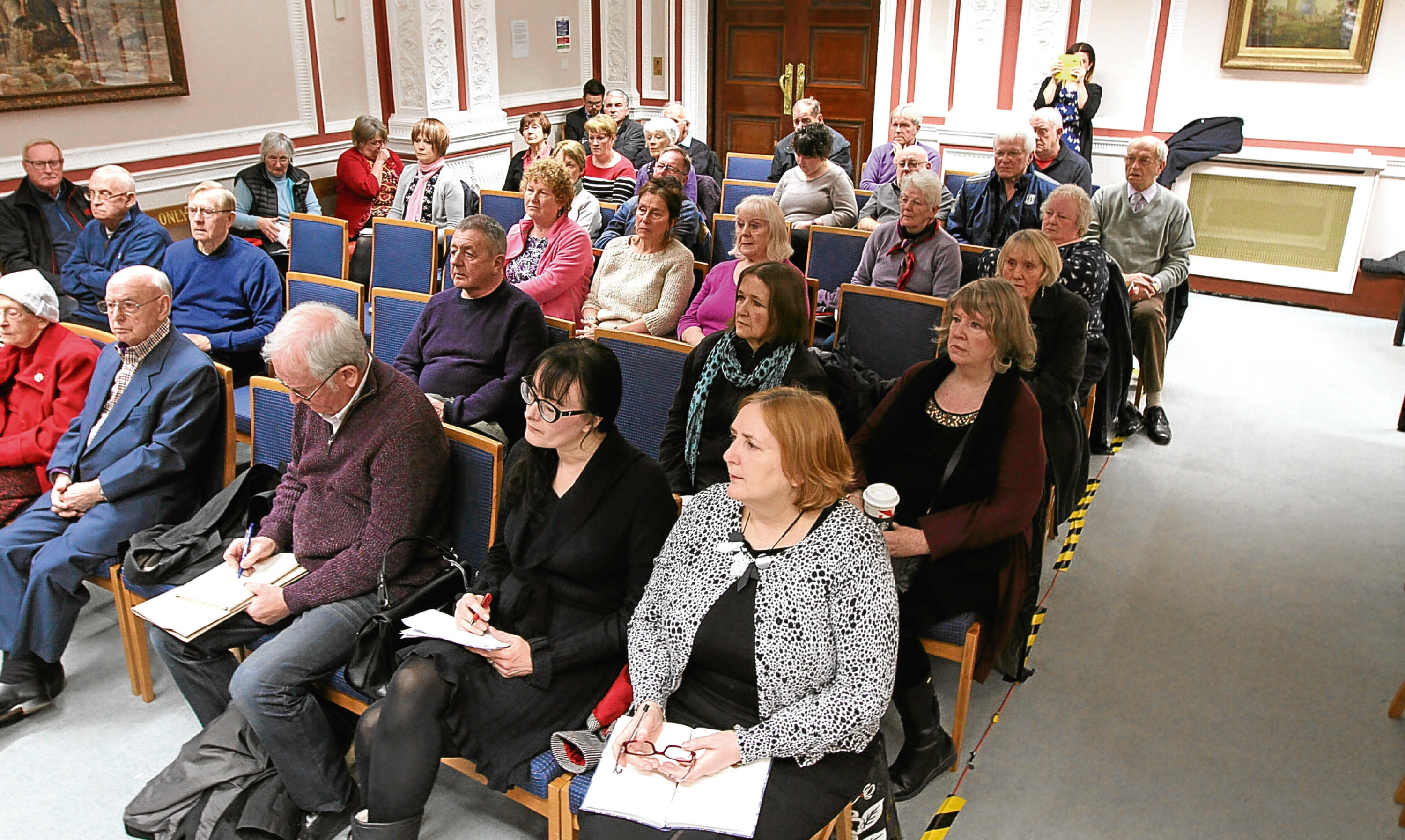 Members of Dundee Pensioners’ Forum were addressed by Cabinet Secretary Shona Robison.