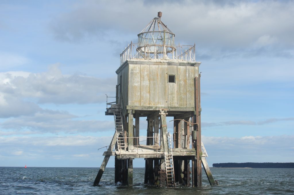 The disused Pile Lighthouse near Tayport. 