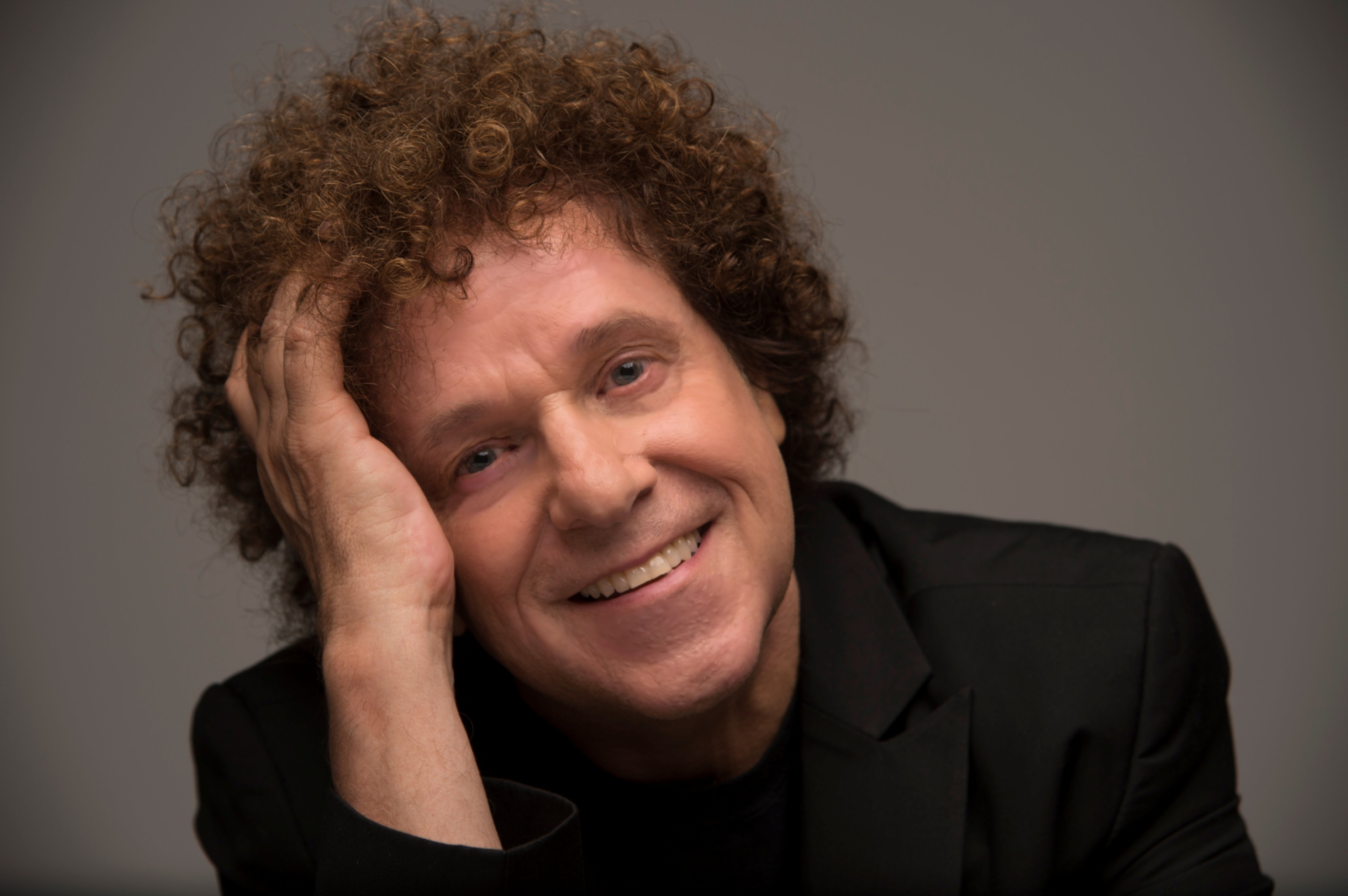 Leo Sayer is playing at Perth Concert Hall tonight.