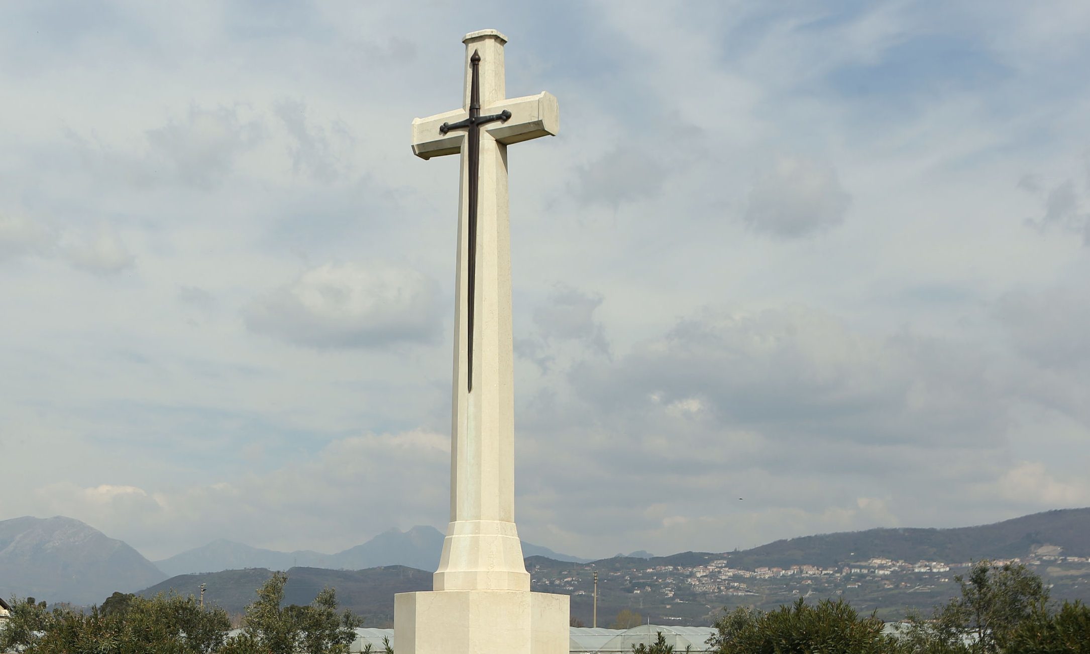 The cross at the Commonwealth War Graves Commission (CWGC) Salerno War Cemetery, in Italy.
