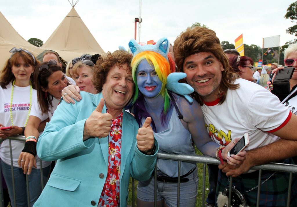 Leo poses for selfies with fans at rewind Festival 2016.