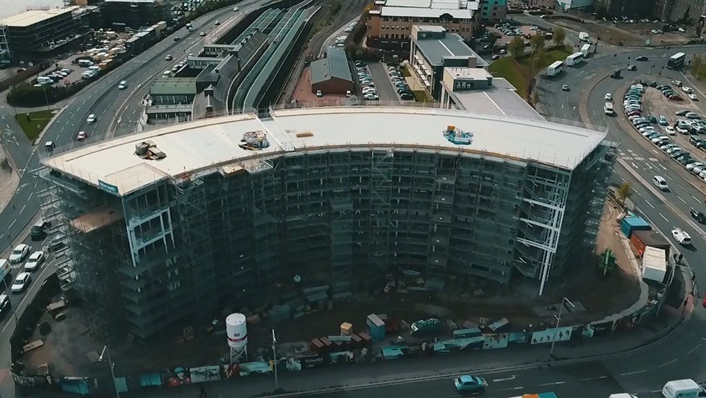 The new Sleeperz hotel over Dundee railway station.