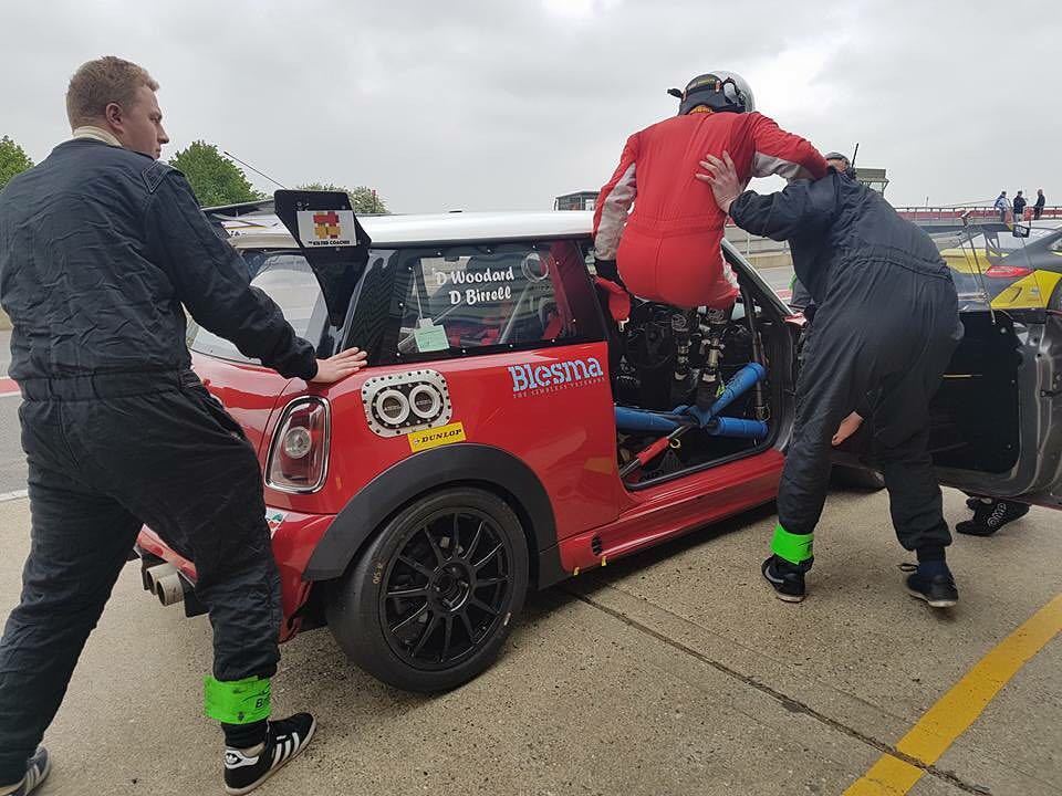 Driver change at the Snetterton 300 Britcar endurance race