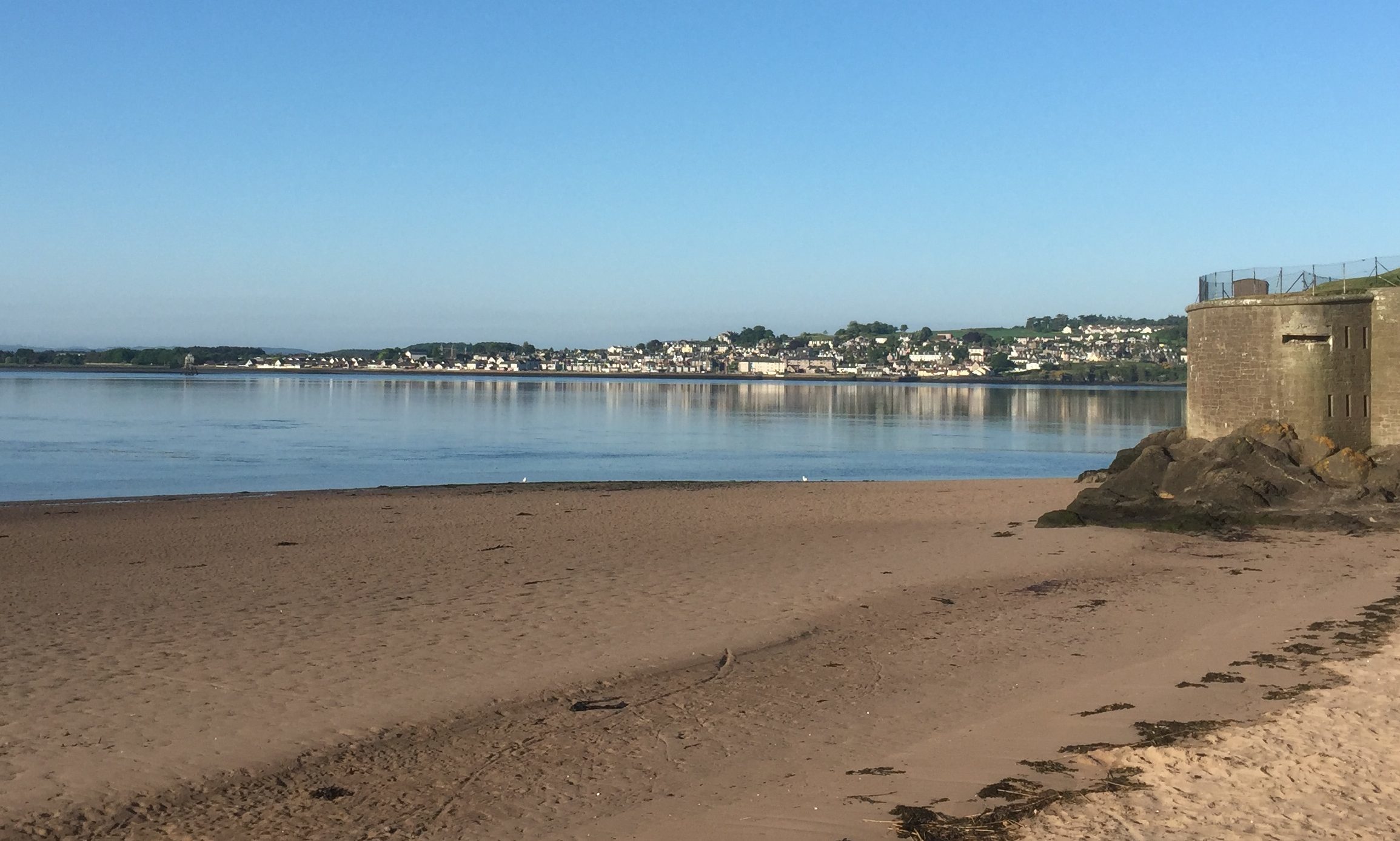 It was another sunny day in Broughty Ferry on Friday.