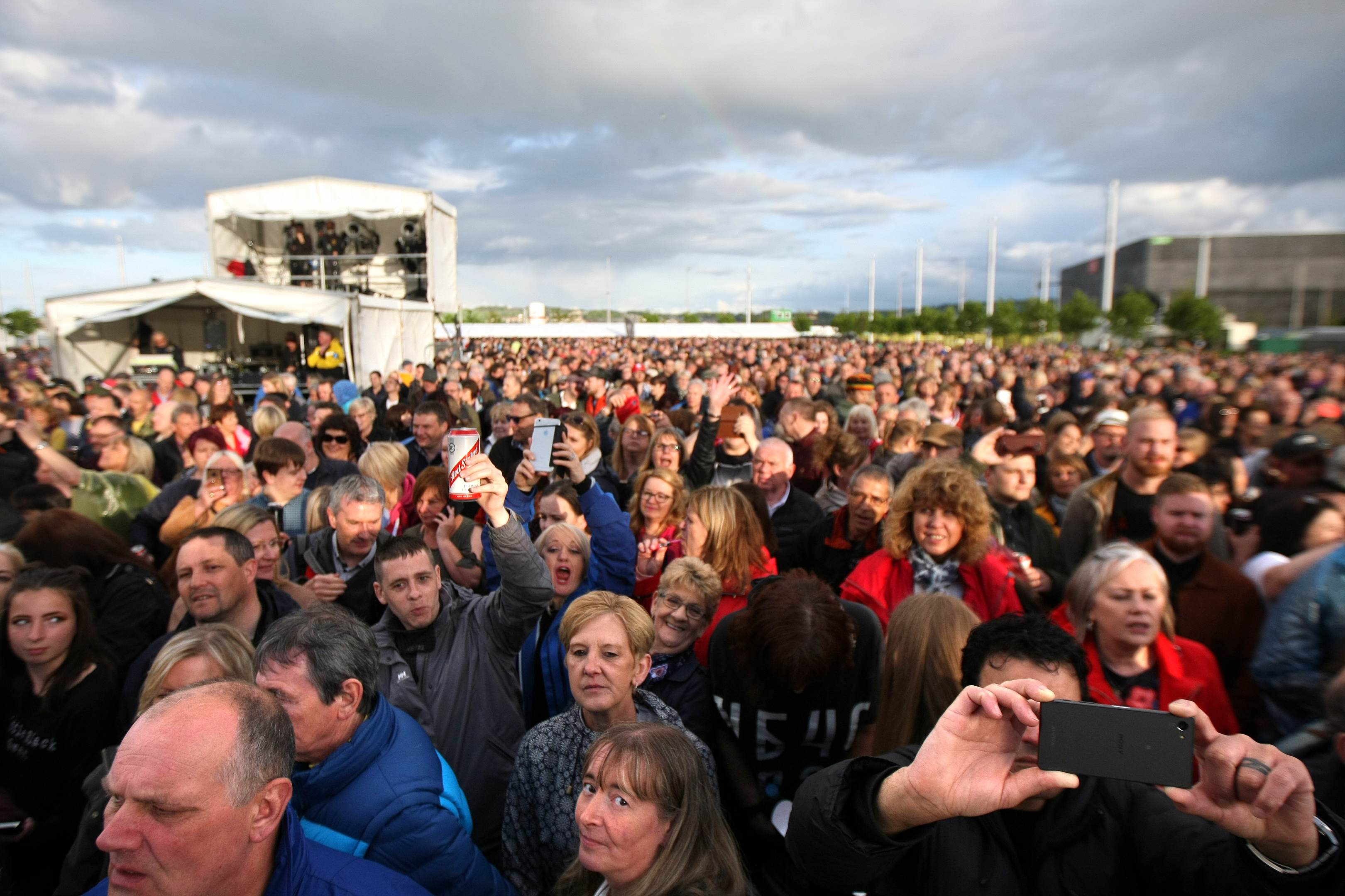 Slessor Gardens welcomed its first big concert audience for Level 42 and UB40 on May 20.