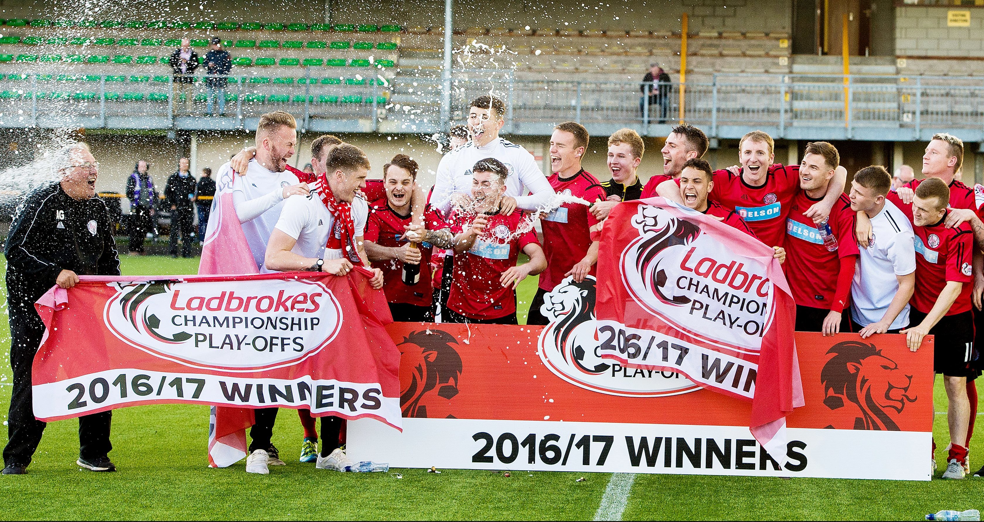 Brechin celebrate promotion.